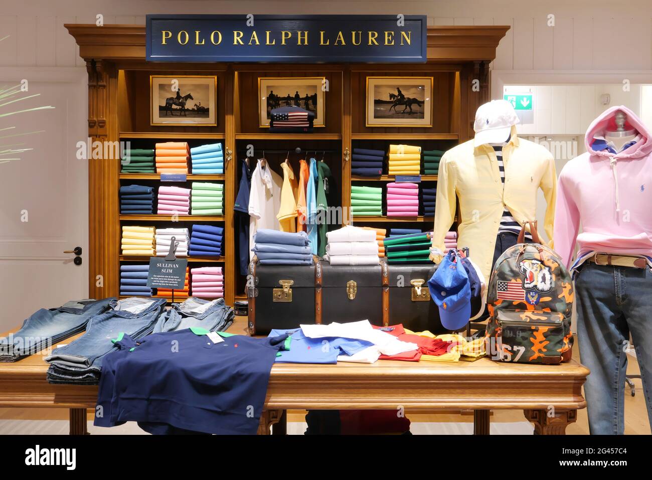 TSHIRTS ON DISPLAY AT POLO RALPF LAUREN BOUTIQUE INSIDE THE RINASCENTE  FASHION STORE Stock Photo - Alamy