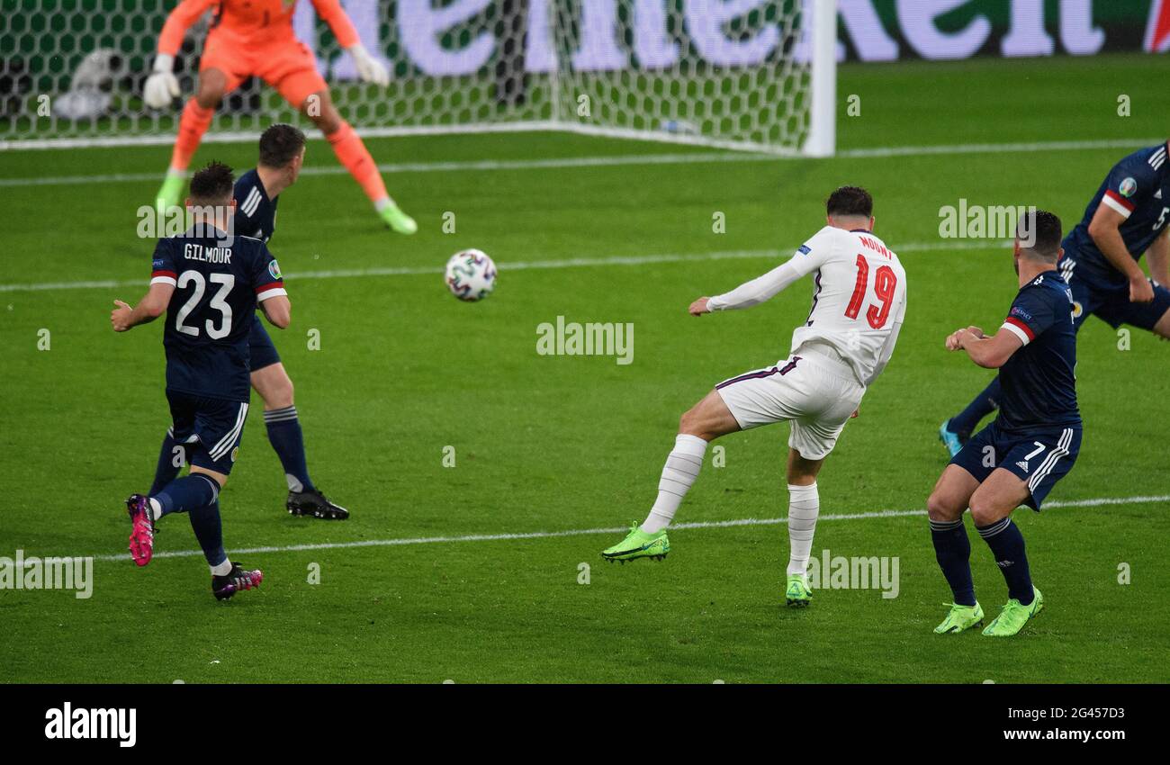18th June 2021 - England v Scotland - UEFA Euro 2020 Group D Match - Wembley - London  Mason Mount fires in a shot during England's match against Scotland in the UEFA European Championships 2020 Picture Credit : © Mark Pain / Alamy Live News Stock Photo