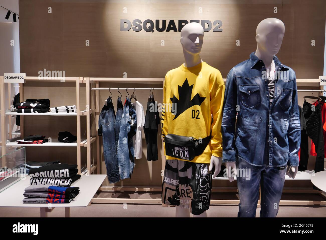 CLOTHES ON DISPLAY AT DSQUARED2 BOUTIQUE INSIDE THE RINASCENTE FASHION STORE Stock Photo Alamy