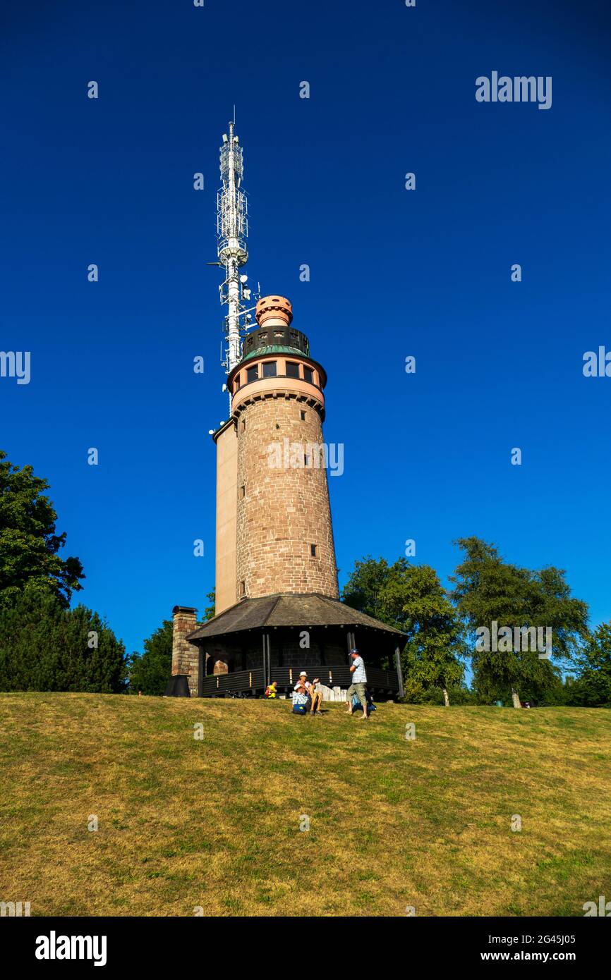 Blick auf den historischen Turm auf dem Berg Merkur in Baden-Baden Stock Photo