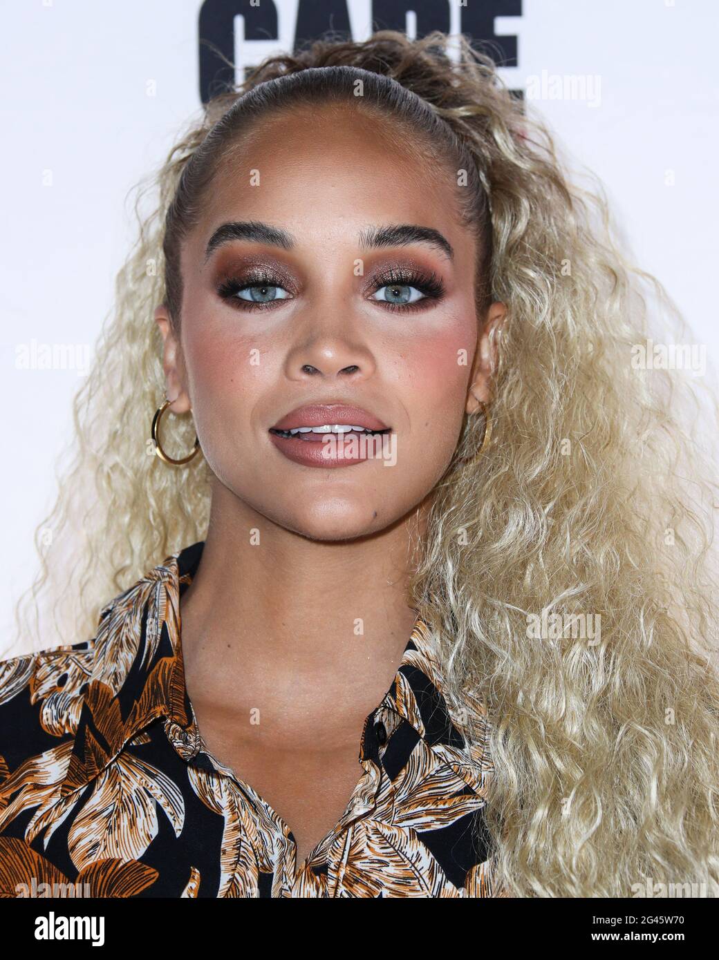 WEST HOLLYWOOD, LOS ANGELES, CALIFORNIA, USA - JUNE 18: Model Jasmine Sanders arrives at the UOMA Beauty Pride Month And Juneteenth Celebration Launch Event held at Hyde Sunset Kitchen + Cocktails on June 18, 2021 in West Hollywood, Los Angeles, California, USA. (Photo by Xavier Collin/Image Press Agency) Stock Photo