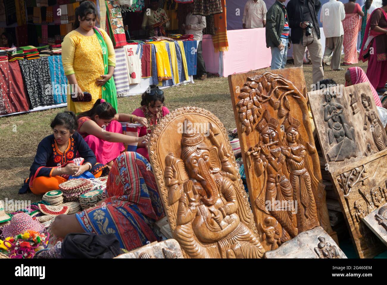 Crafts mela hires stock photography and images Alamy