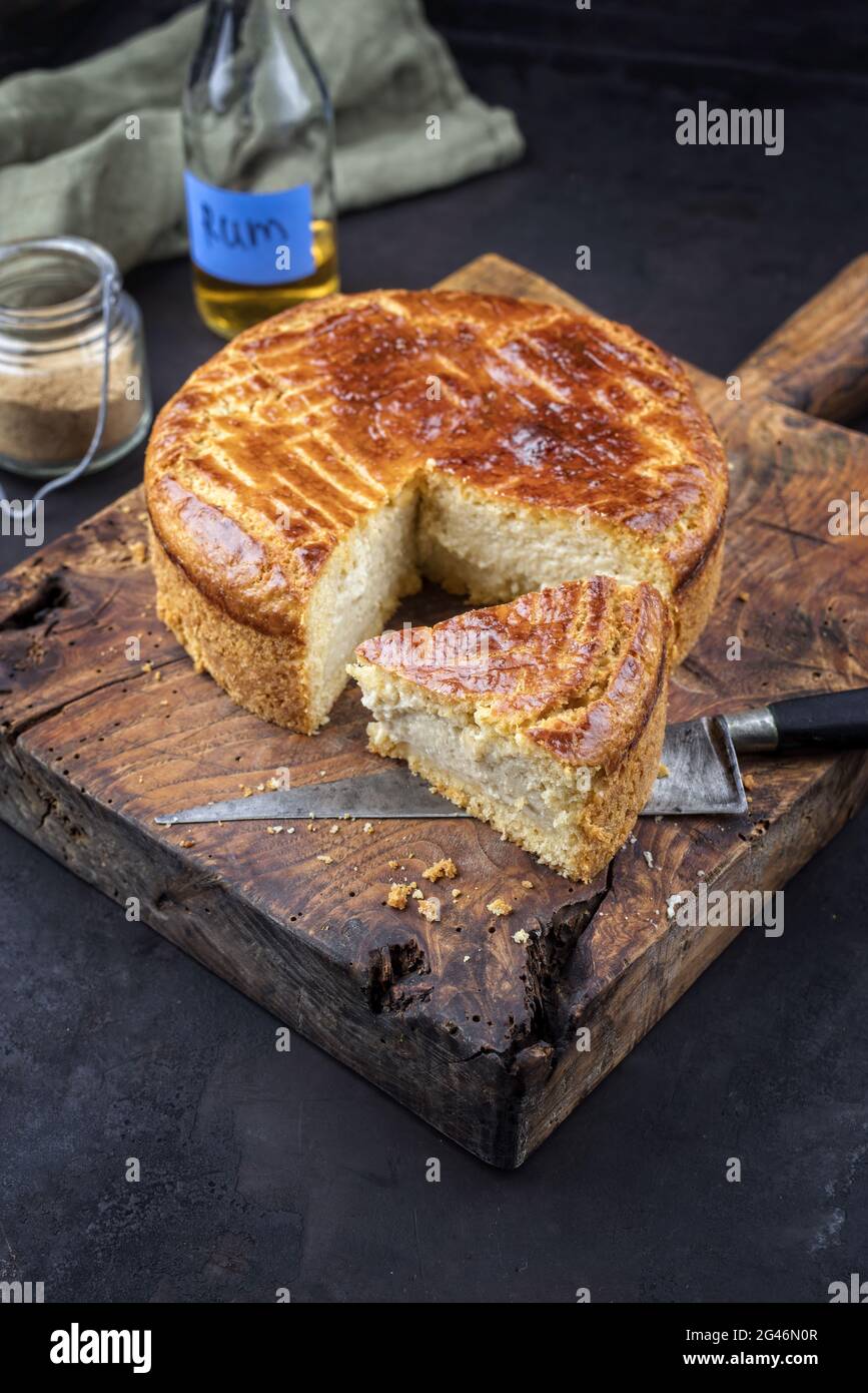 Basque Cake High Resolution Stock Photography And Images Alamy