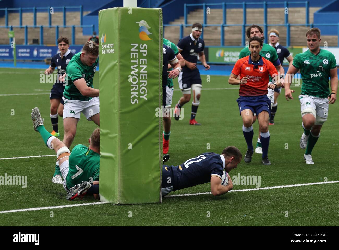 Elliot gourlay hi-res stock photography and images - Alamy