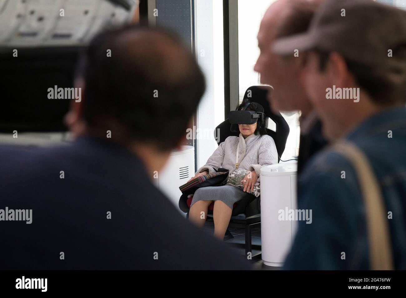 Japan old lady hires stock photography and images Alamy