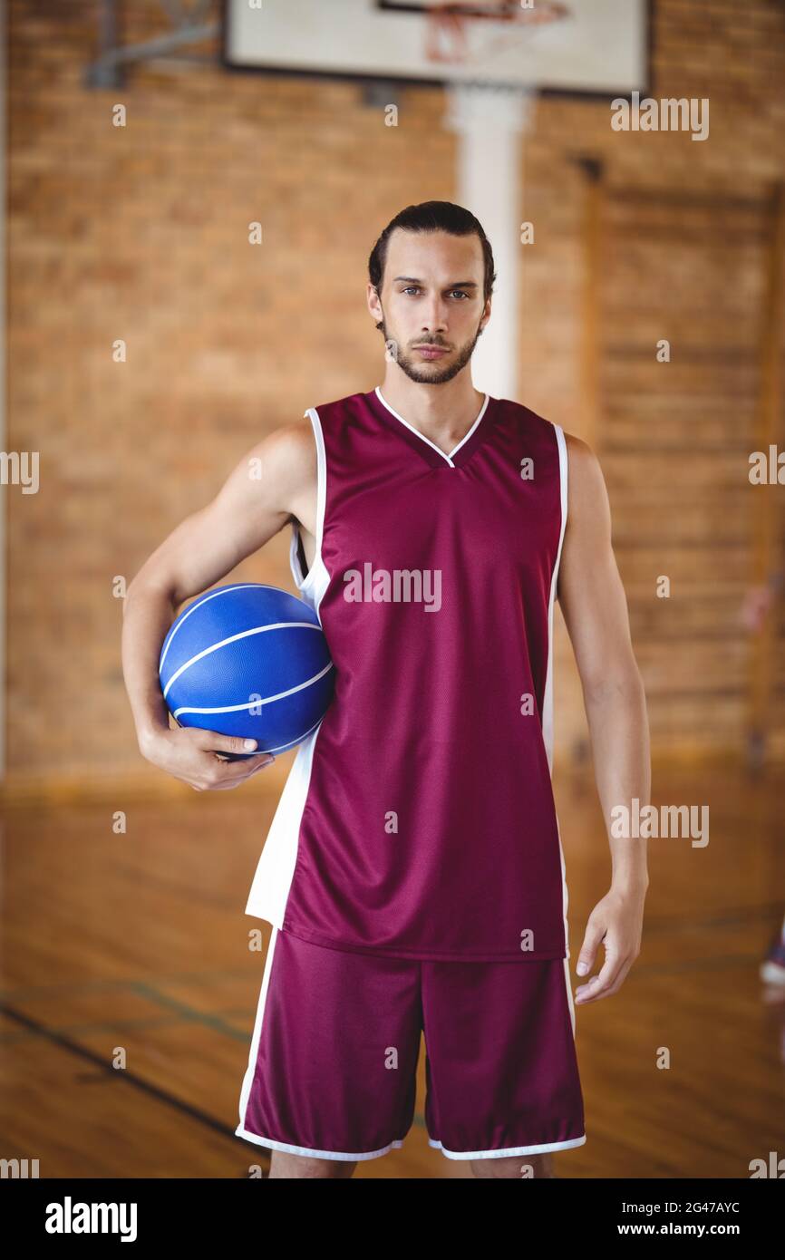 Confident Basketball Player Hi res Stock Photography And Images Alamy Confident Basketball Player Hi res Stock Photography And Images Alamy