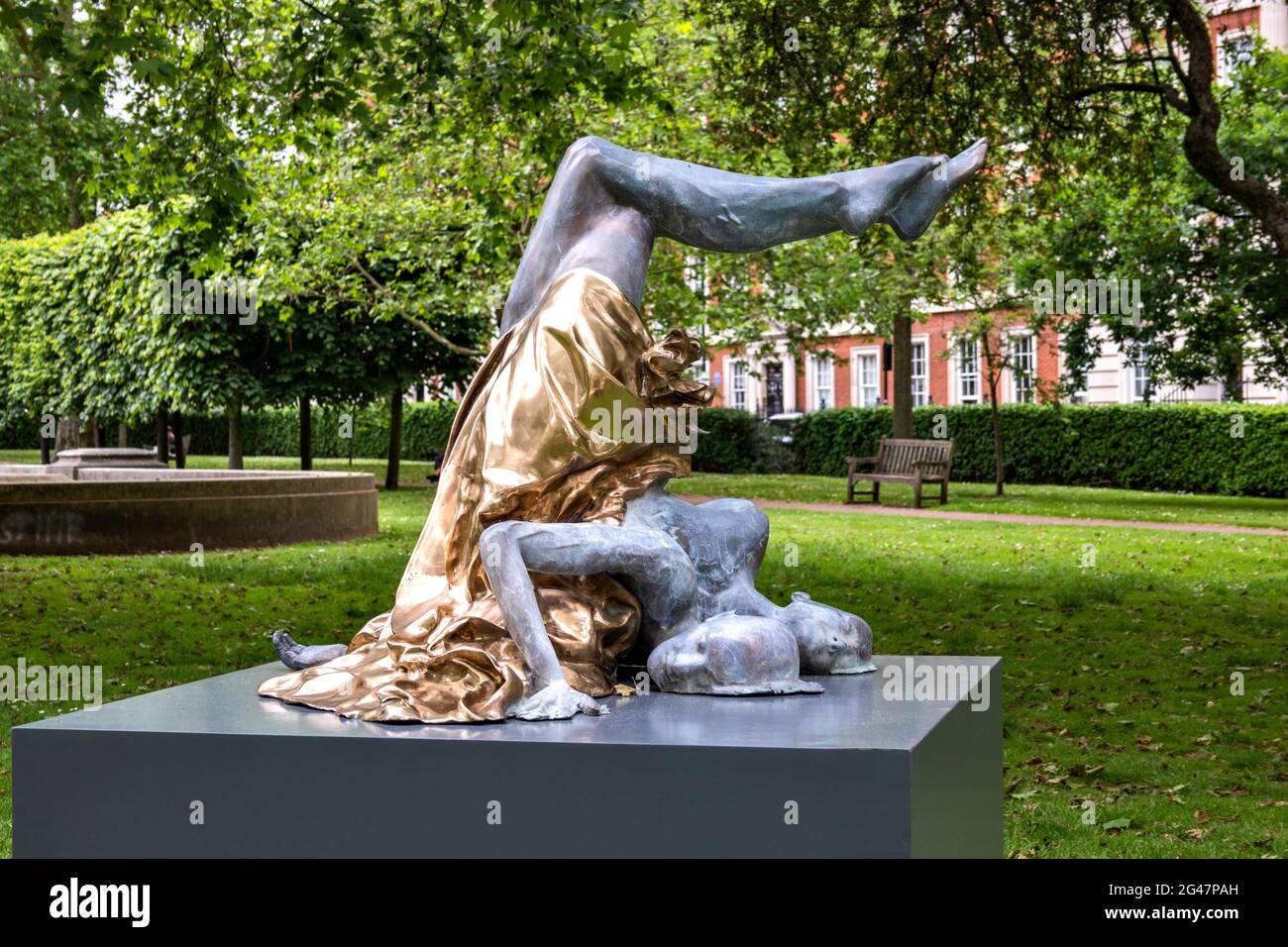 LONDON ENGLAND MAYFAIR SCULPTURE TRAIL 2021 ECSTASY SELFPORTRAIT NO. 1