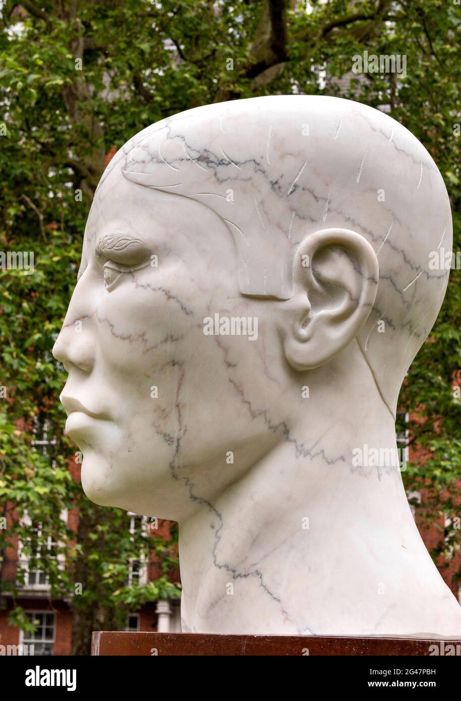 LONDON ENGLAND MAYFAIR SCULPTURE TRAIL 2021 PROFILE OF ORIGIN VI BY W