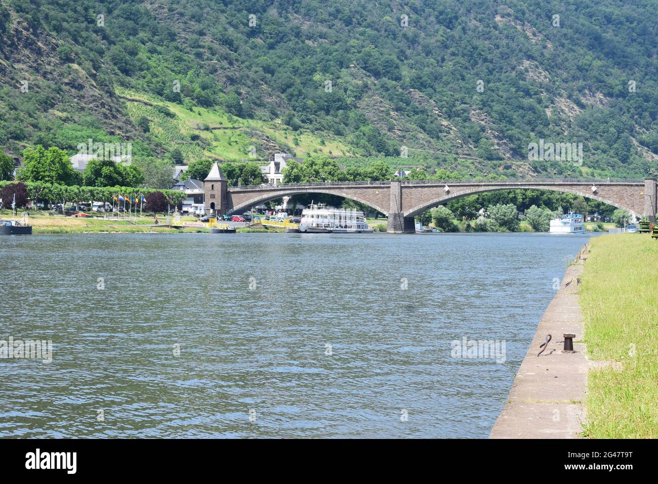 Central bridge cochem hi-res stock photography and images - Alamy