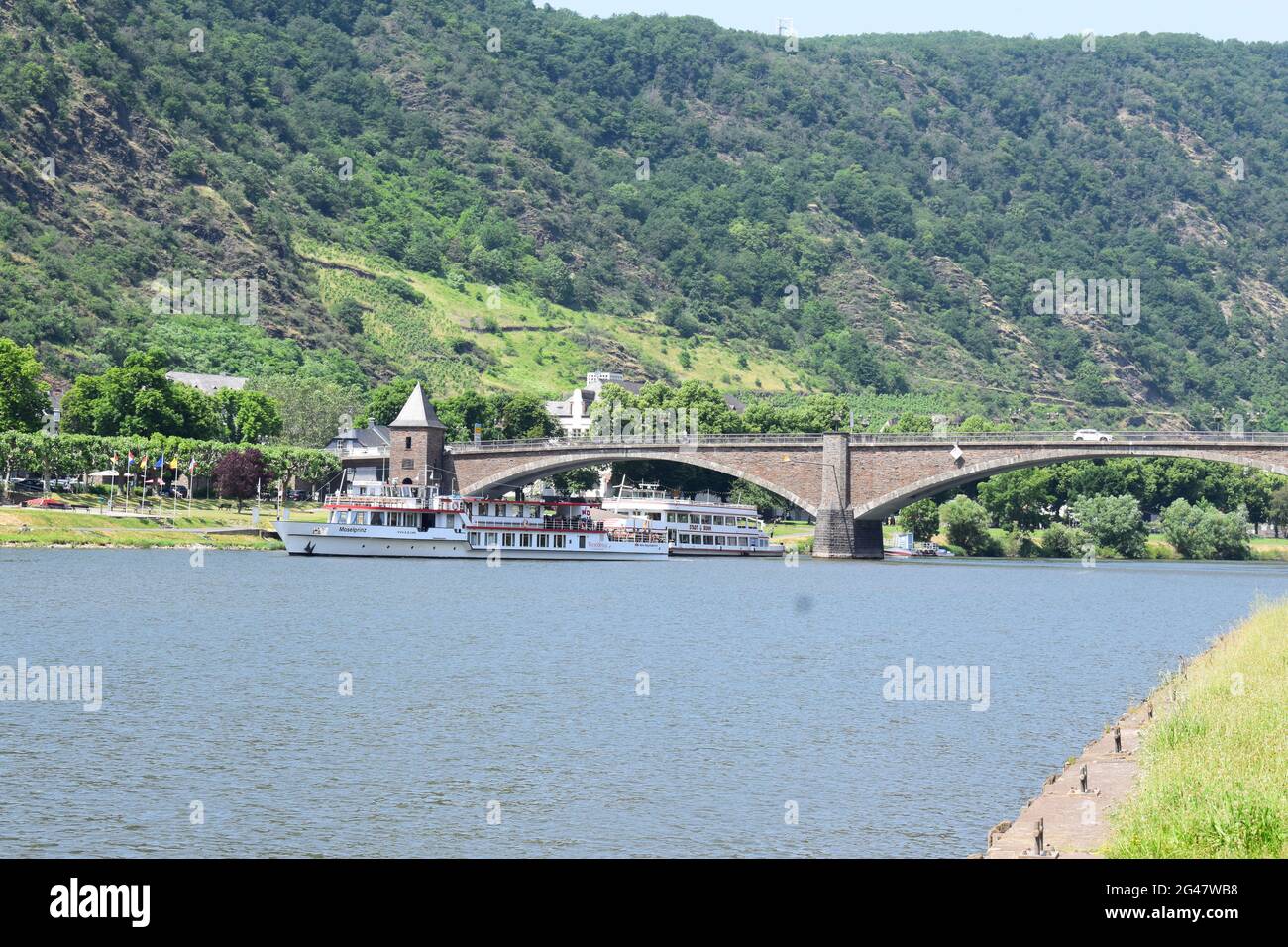 Central bridge cochem hi-res stock photography and images - Alamy