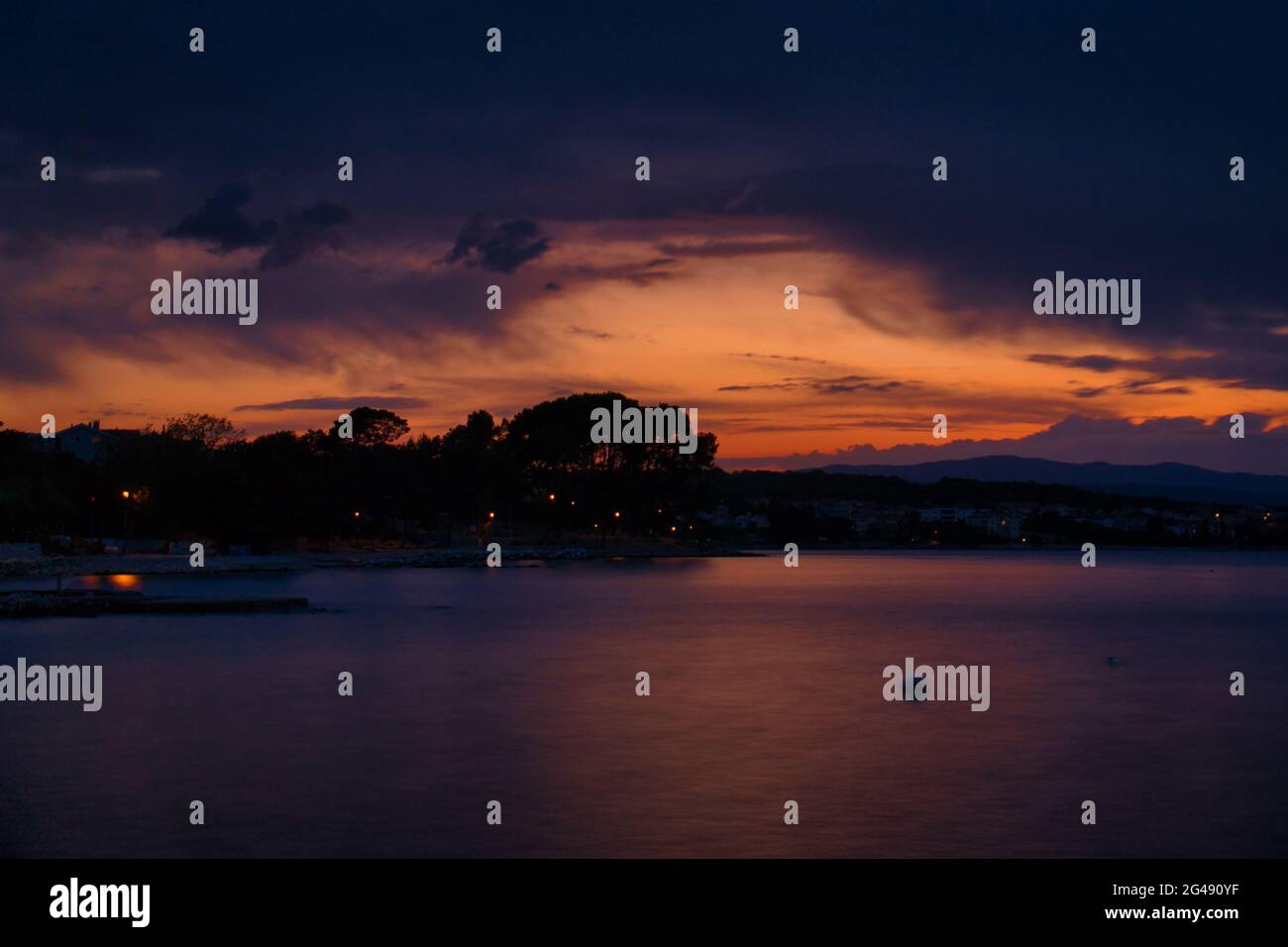 Beautiful shot of the sunset sky over the sea Stock Photo - Alamy
