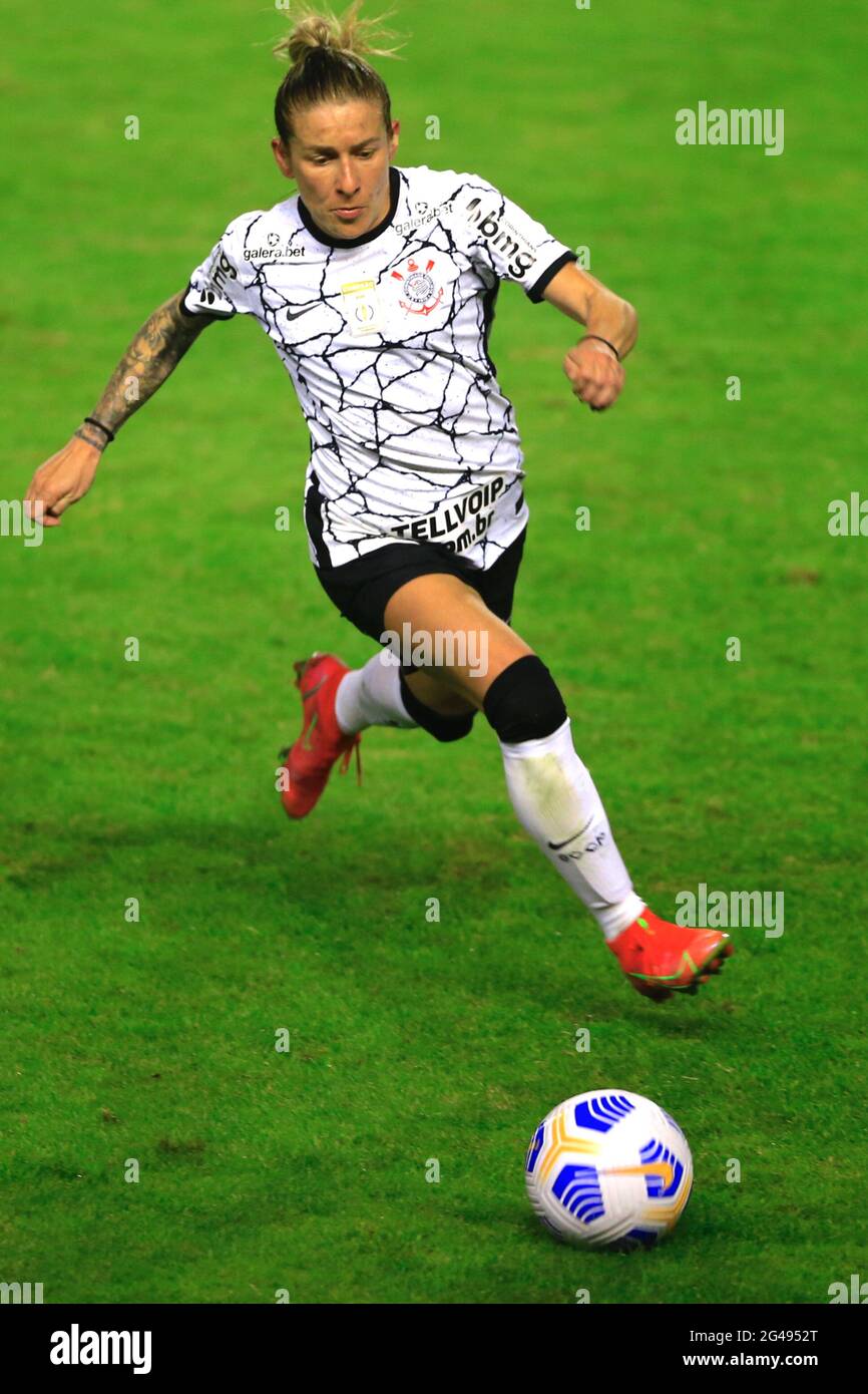 Gabi Zanotti (#10 Corinthians) during the Campeonato Paulista Feminino  football match between Sao Jose EC and Cotrinthians that took place at the  Estadio Martins Pereira. (6257) Credit: SPP Sport Press Photo. /Alamy