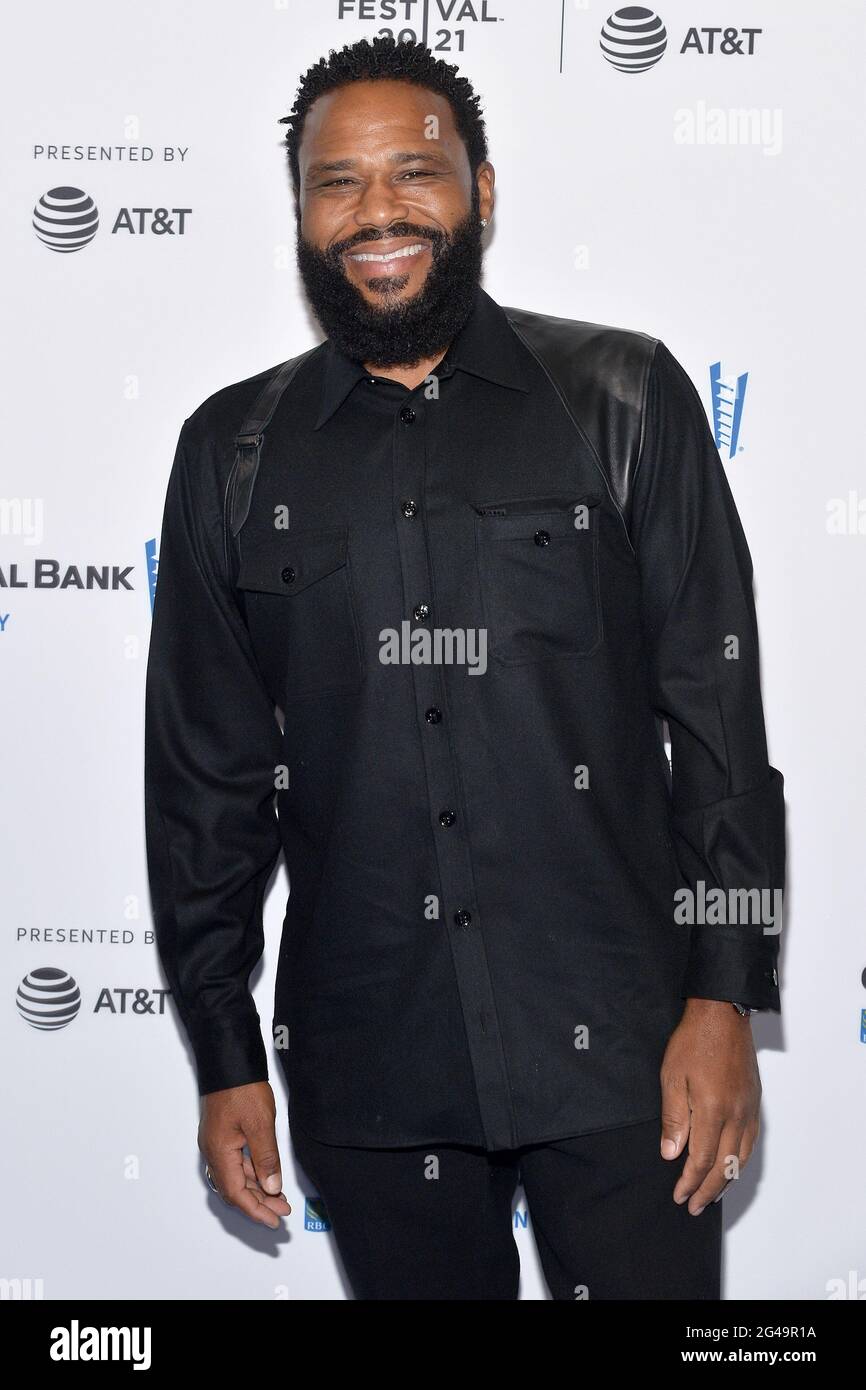 New York, USA. 19th June, 2021. Actor Anthony Anderson attends the red carpet for the 'Untitled: Dave Chappelle Documentary' Premiere at Radio City Music Hall during the 2021 Tribeca Festival In New York, NY, June 19, 2021. (Photo by Anthony Behar/Sipa USA) Credit: Sipa USA/Alamy Live News Stock Photo