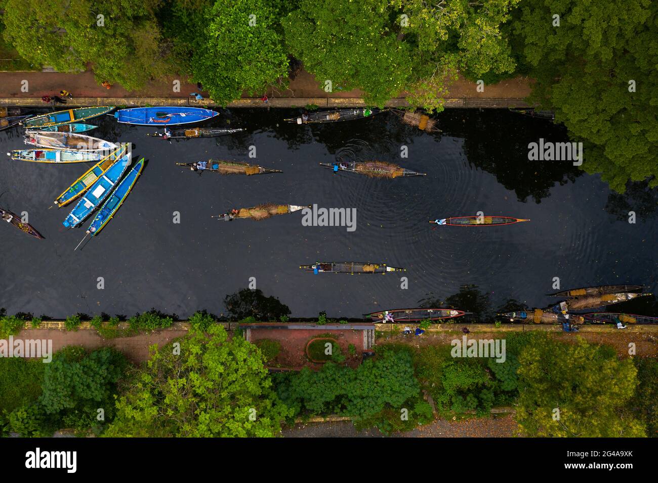 Different types of boats hires stock photography and images Alamy