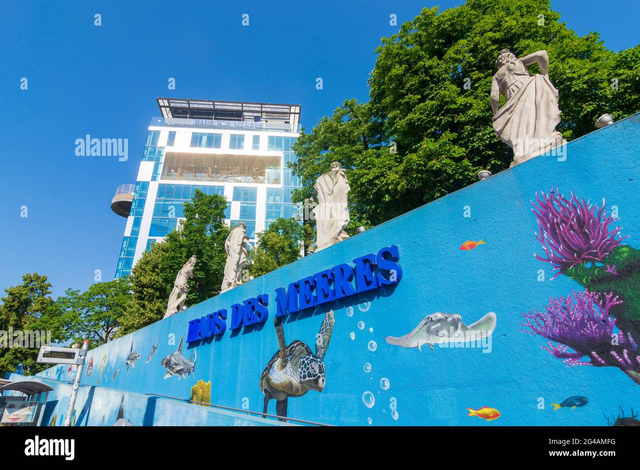 Wien, Vienna: Haus des Meeres (HdM, House of the Sea) public aquarium and  zoo, in concrete flak tower built during World War II in 06. Mariahilf, Wie  Stock Photo - Alamy