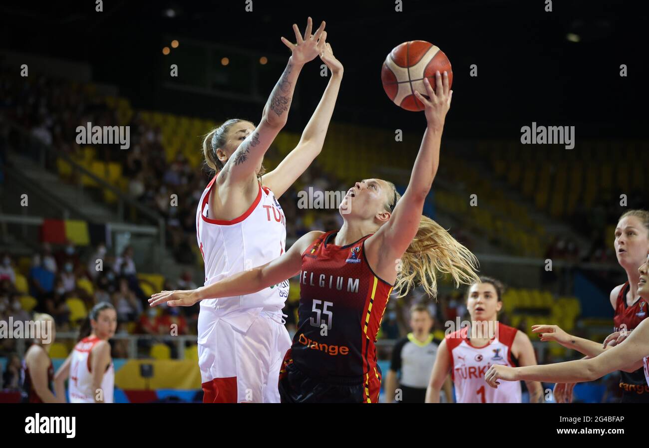 Turkey's Guclu and Belgian Cats Julie Allemand fight for the ball during the match between Belgium's national women's basketball team The Belgian Cats Stock Photo