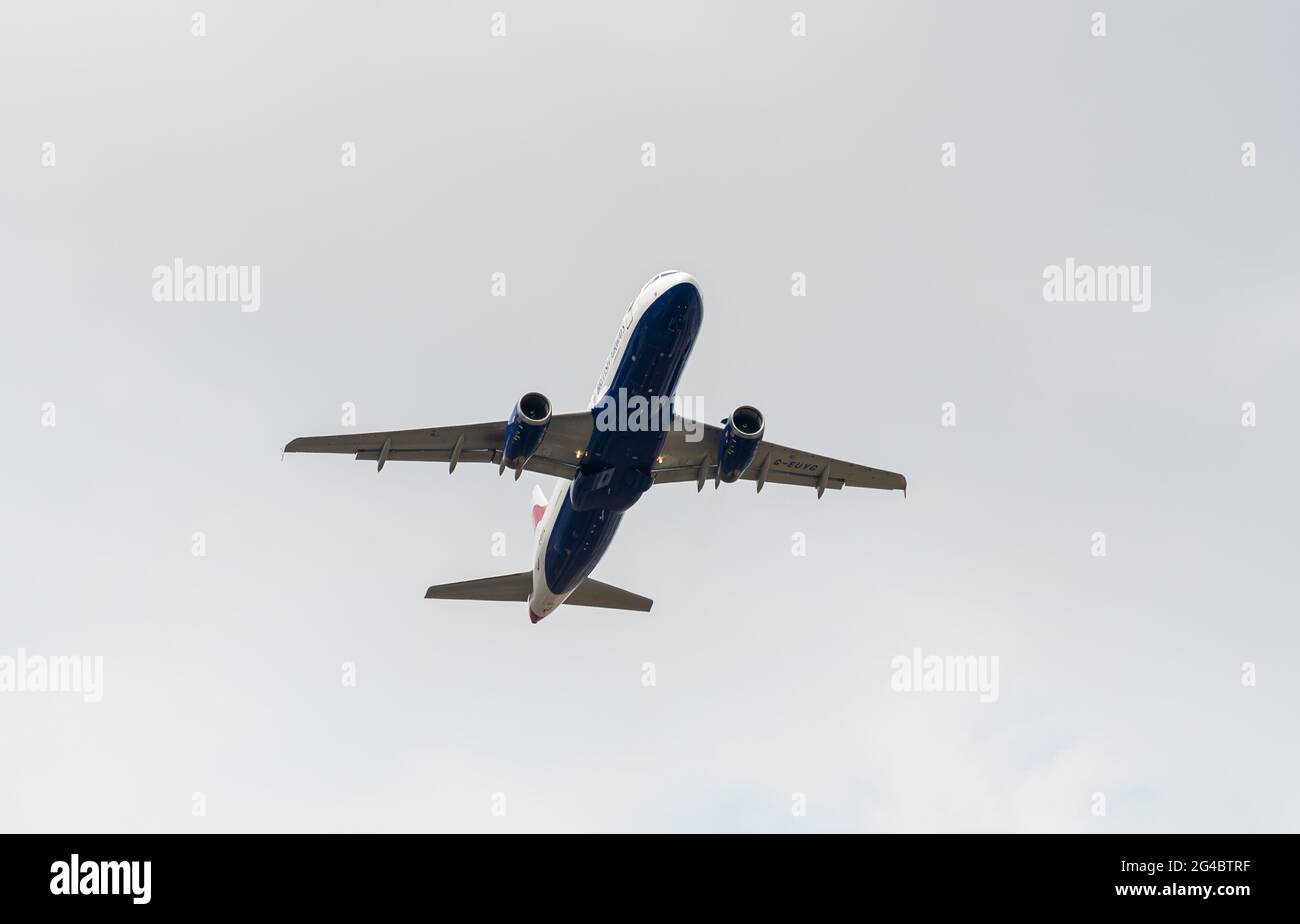 Heathrow, United Kingdom - August 03 2019:  British Airways Airbus A320-232 registration G-EUYG,  flight number BA1482 departs Heathrow airport en rou Stock Photo