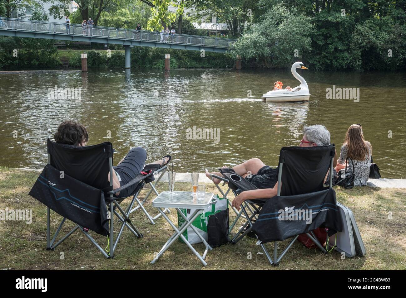 Szene am Hamburger Leinpfadkanal, einem Zufluss zur Alster Stock Photo