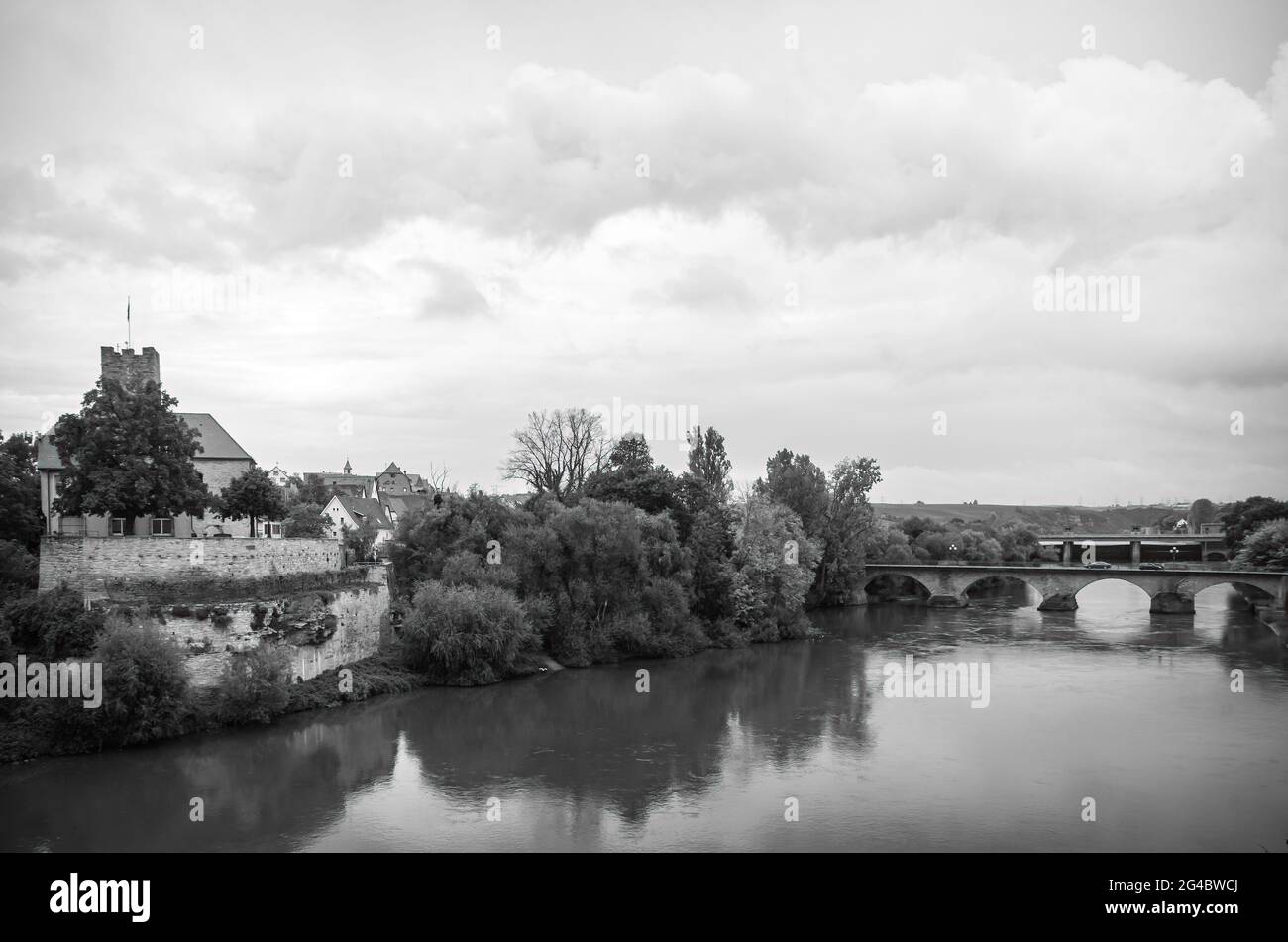 Medieval Grafenburg (Count's Castle) and today's town hall, Neckar riverscape and bridge, Lauffen am Neckar, Baden-Württemberg, Germany. Stock Photo