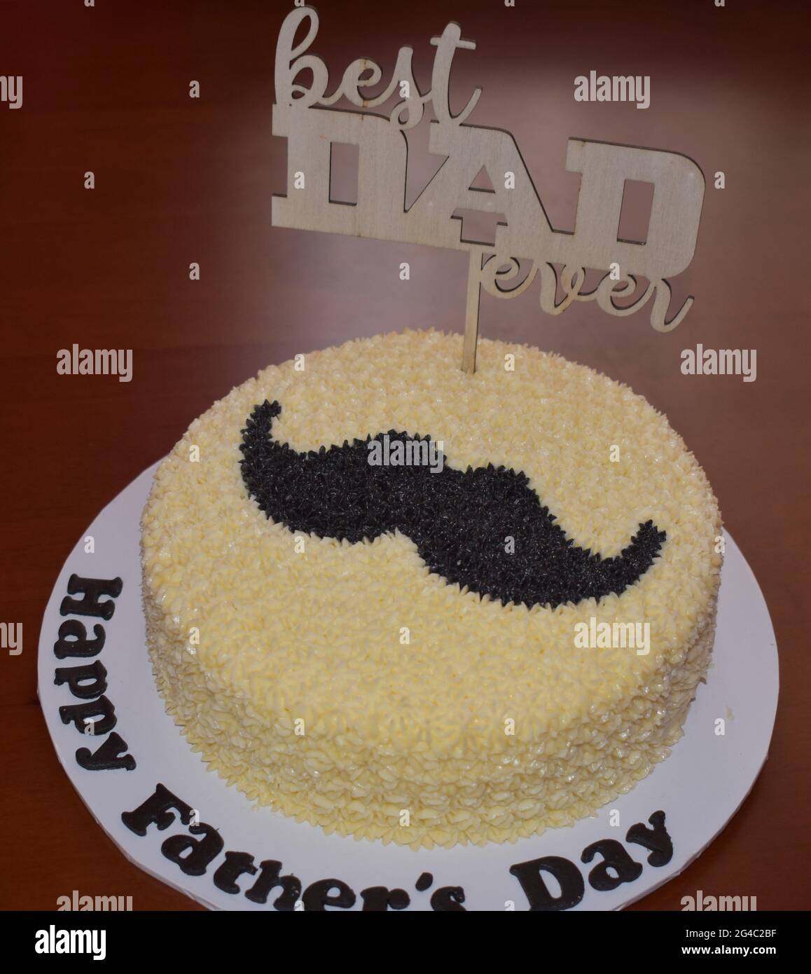 Colombo, Sri Lanka. 20th June 2021. A delicious looking Father’s day Cake. Father's Day is of honoring fatherhood and paternal bonds, as well as the influence of fathers in society. It is celebrated on the third Sunday of June. Stock Photo