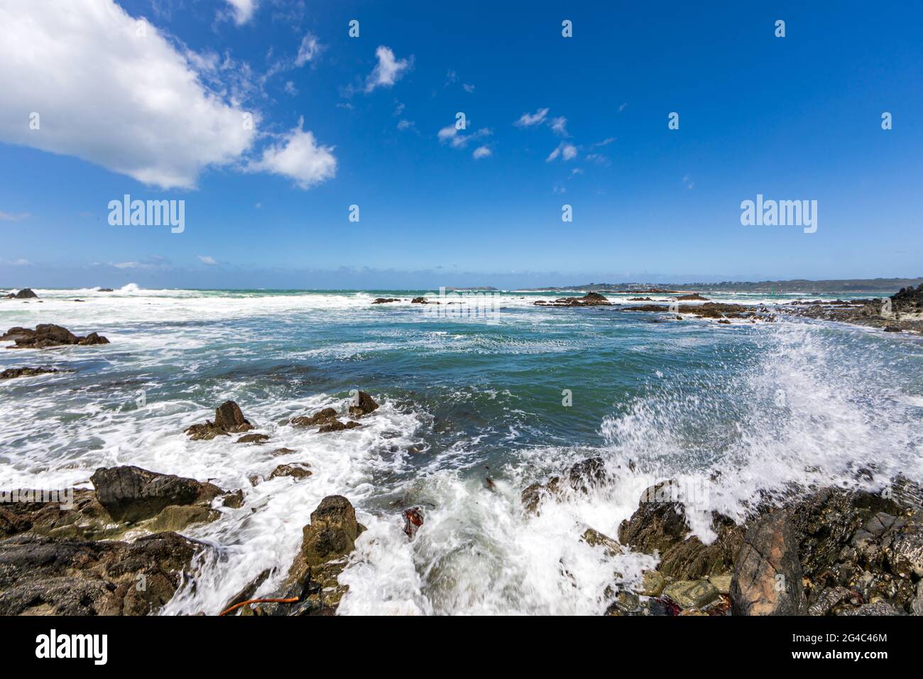 Turbulent sea in Pointe de Sehar, Tredrez-Locquemeau, Cotes d'Armor, Brittany, France Stock Photo