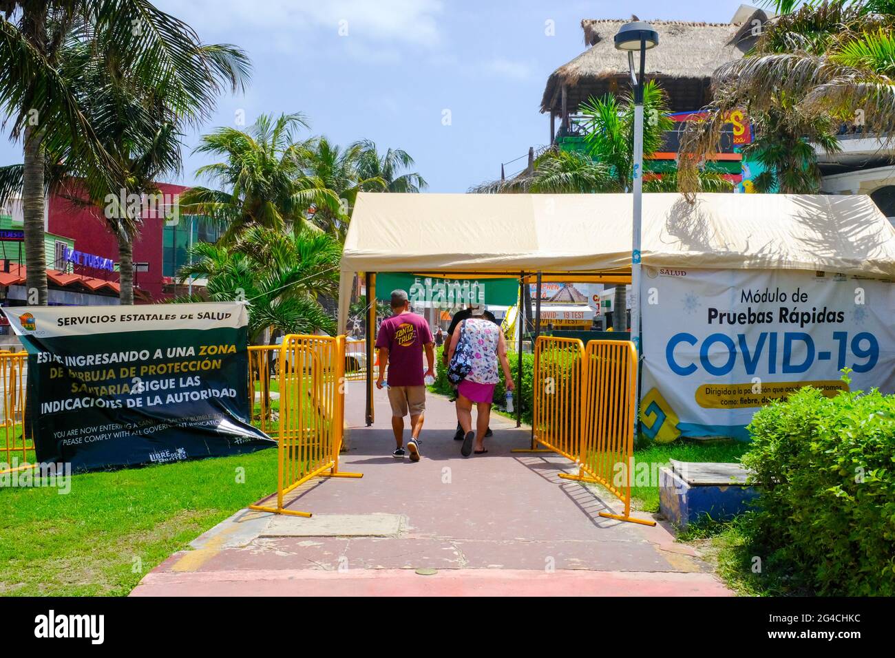 Public notice of a high risk Covid contagion zone in the Hotel Zone of Cancun Mexico, Stock Photo