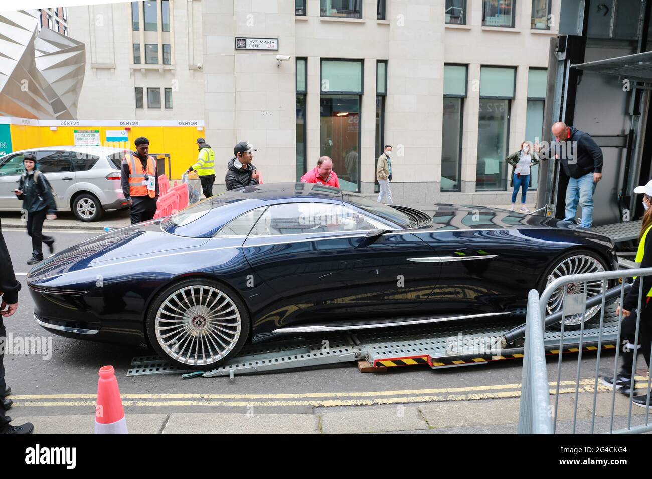 London, UK. 19 June 2021. Batman's car - Mercedes-Maybach 6 Cabriolet  during the filming of 'The Flash'. Credit: Waldemar Sikora Stock Photo -  Alamy