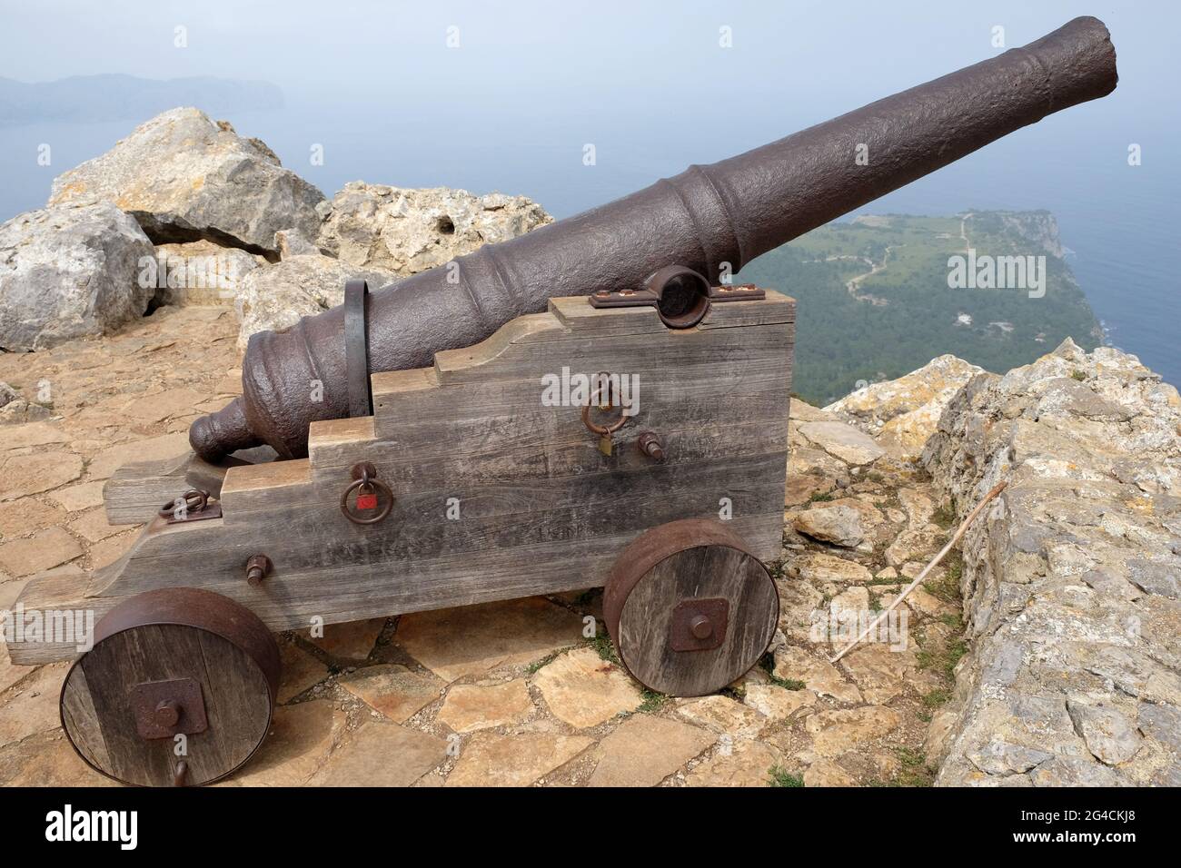 Cannone al Mirador Penya del Migdia a Mallorca Stock Photo