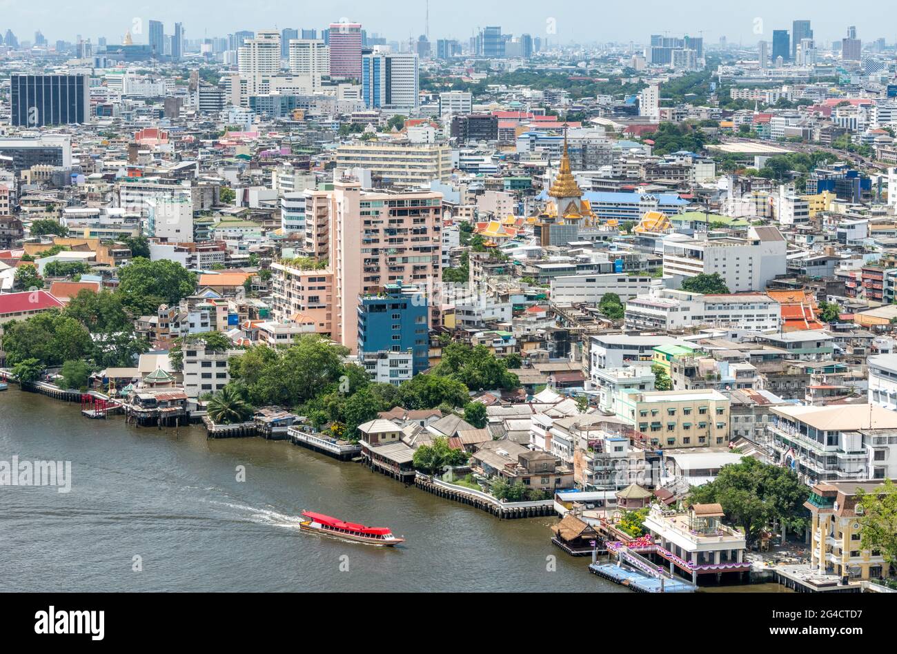 Chao Phraya River in downtown Bangkok Thailand Stock Photo - Alamy