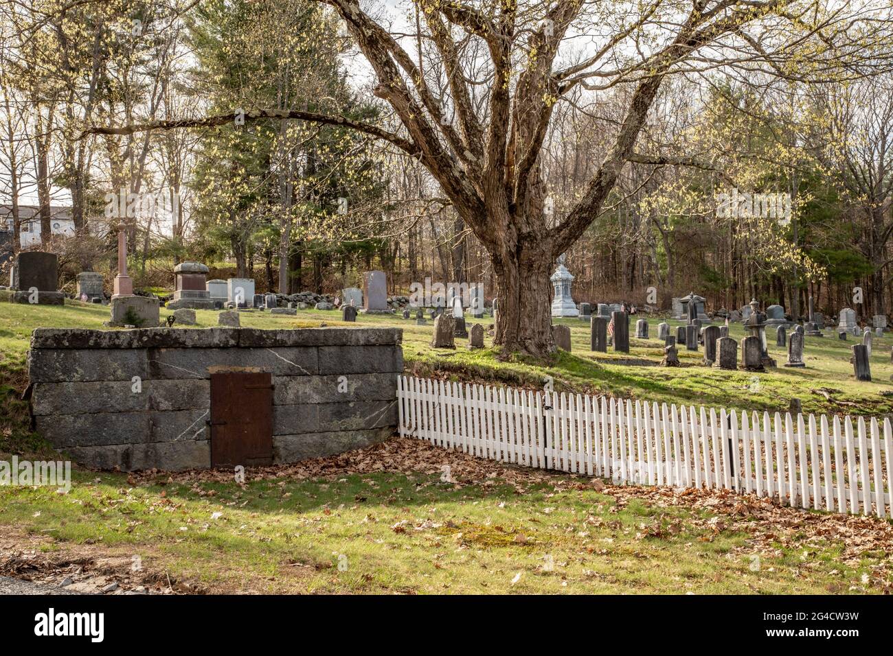 Riverside cemetery hires stock photography and images Alamy