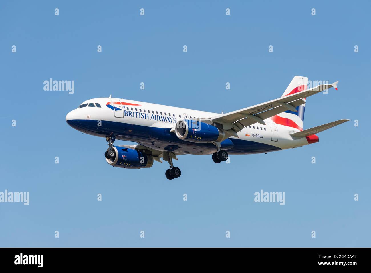 British Airways Airbus A319 airliner jet plane G-DBCK coming in on finals to land at London Heathrow Airport, UK. Small, old short haul airliner Stock Photo