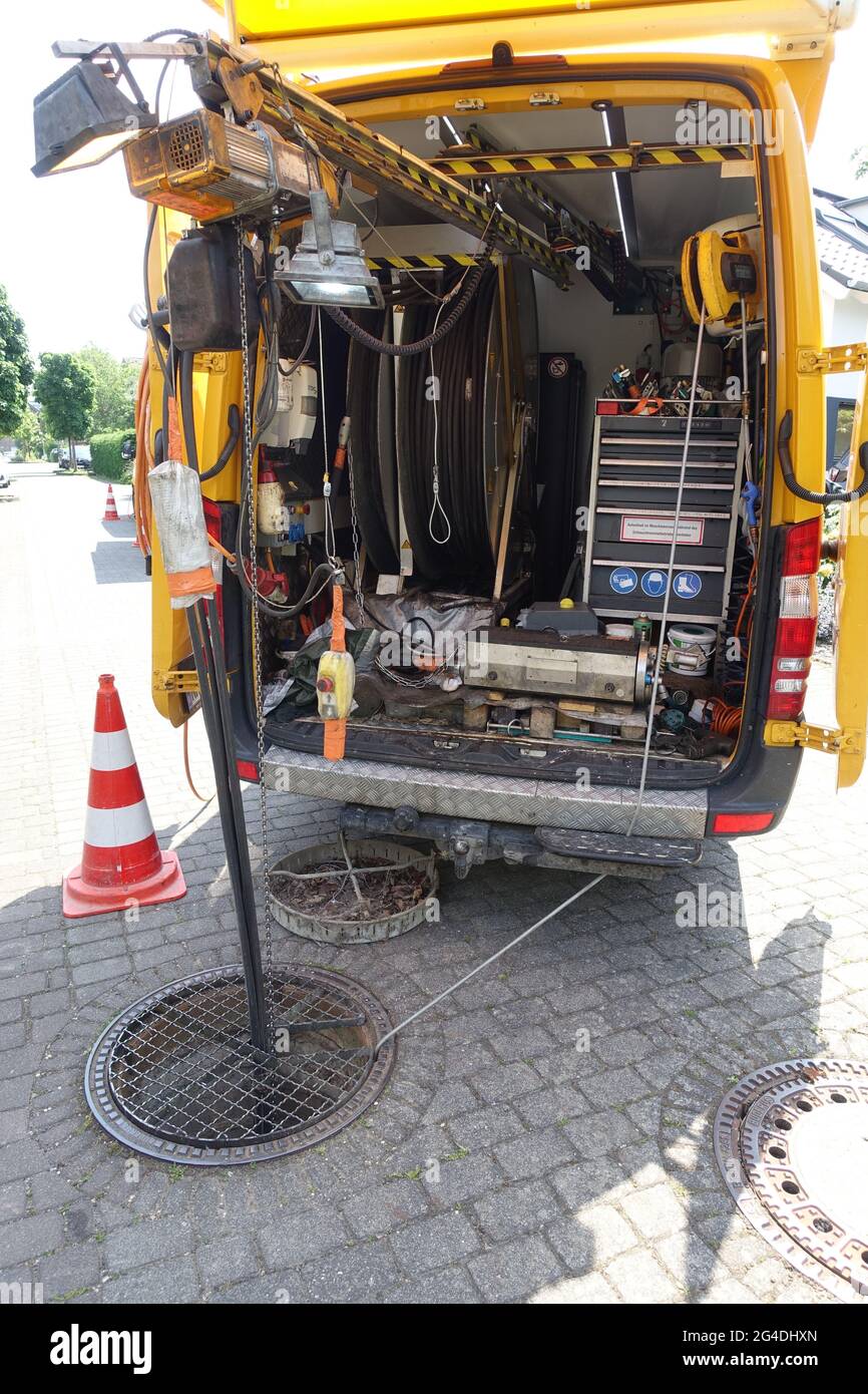 Technikwagen für die Untersuchung von Abwasserrohren, Weilerswist, Nordrhein-Westfalen, Deutschland Stock Photo