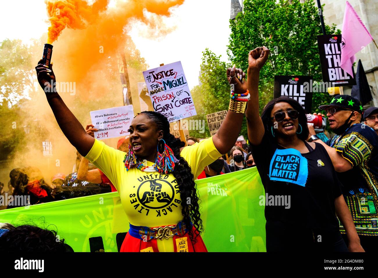 Marvina Newton and Delia Mattis at a Black lives Matter / Kill the Bill demonstration. fighting against the use of police power as a means of silencing black voices, in response to recent killings of black people by the police. May 2021 Stock Photo