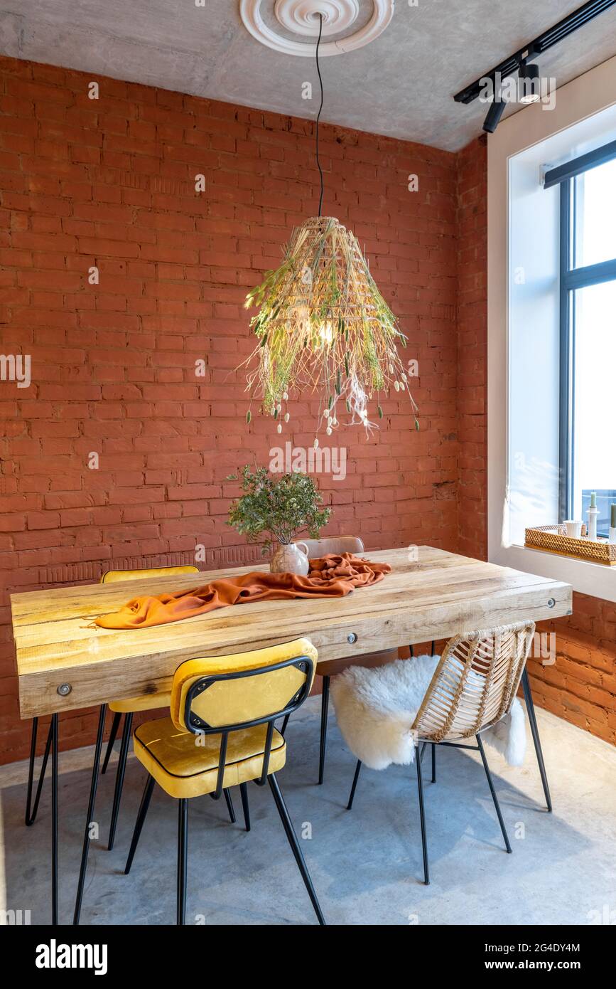Photo wooden dining table hi-res stock photography and images - Alamy