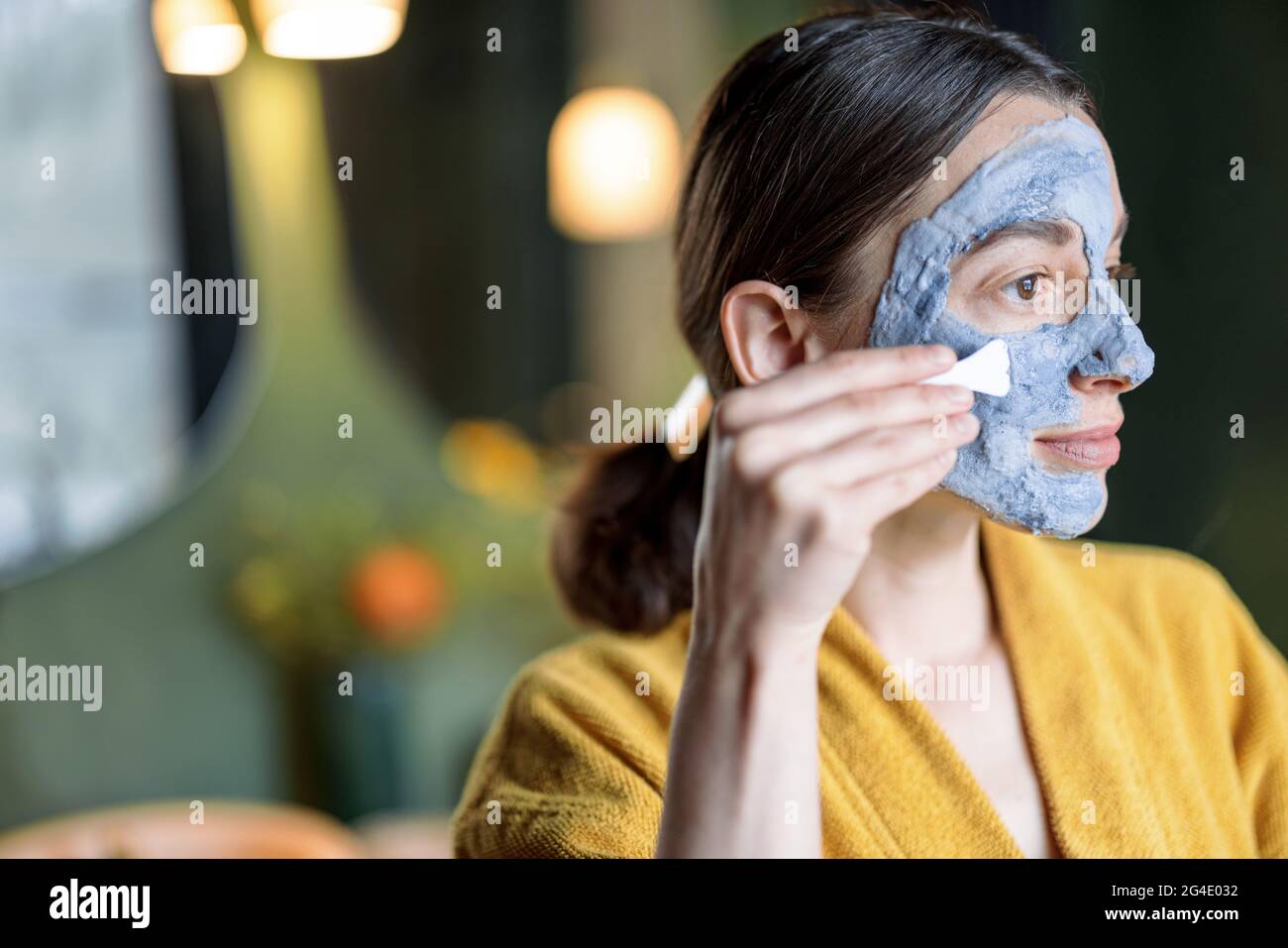 Woman cleansing foam on hi-res stock photography and images - Alamy
