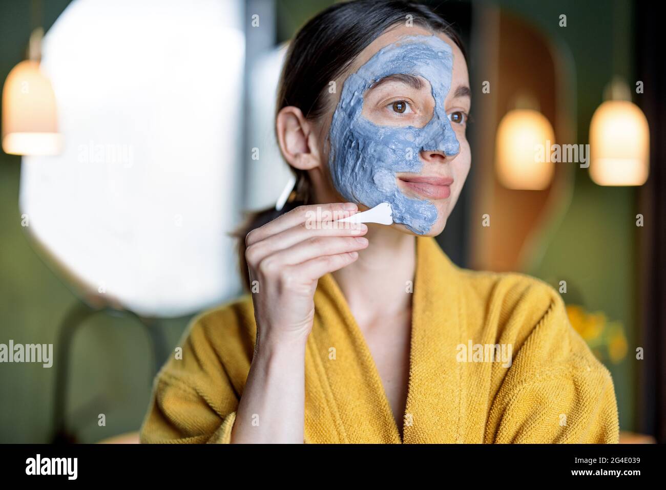 Face bubble mask hires stock photography and images Alamy