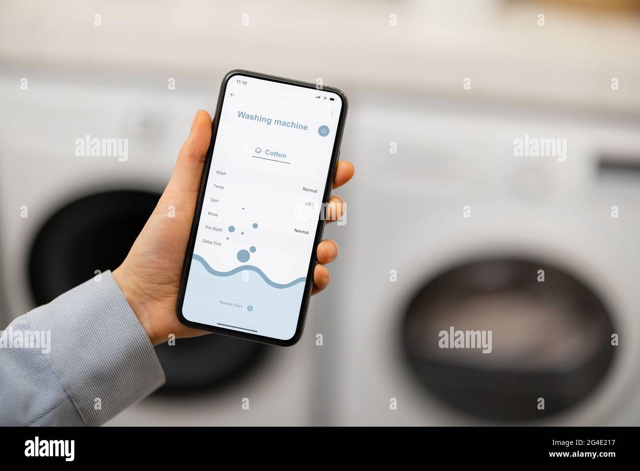 Phone operate washing machine hi-res stock photography and images - Alamy