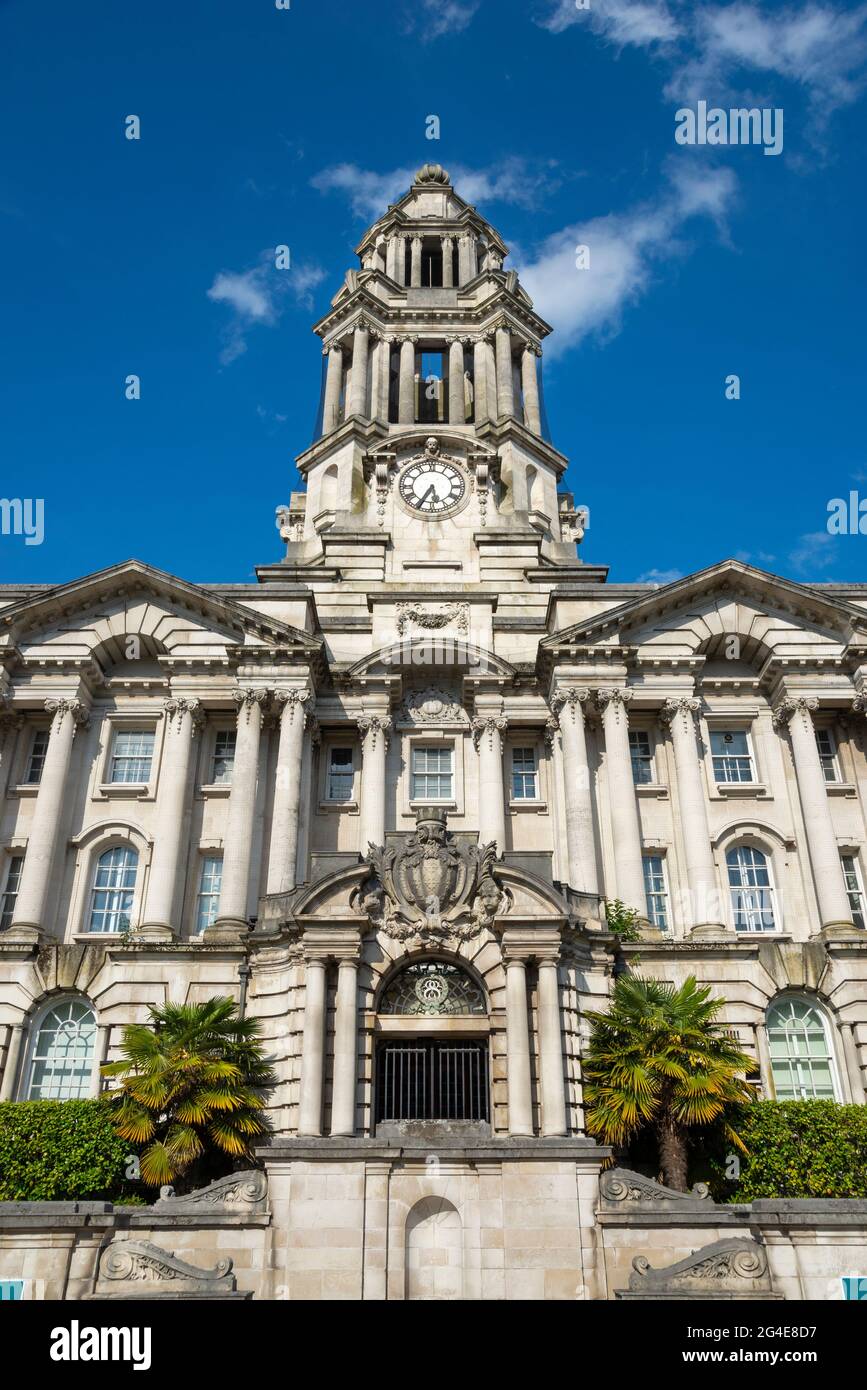 Stockport Town Hall, Greater Manchester, England. Impressive Portland Stone building known locally as 'The Wedding Cake' Stock Photo