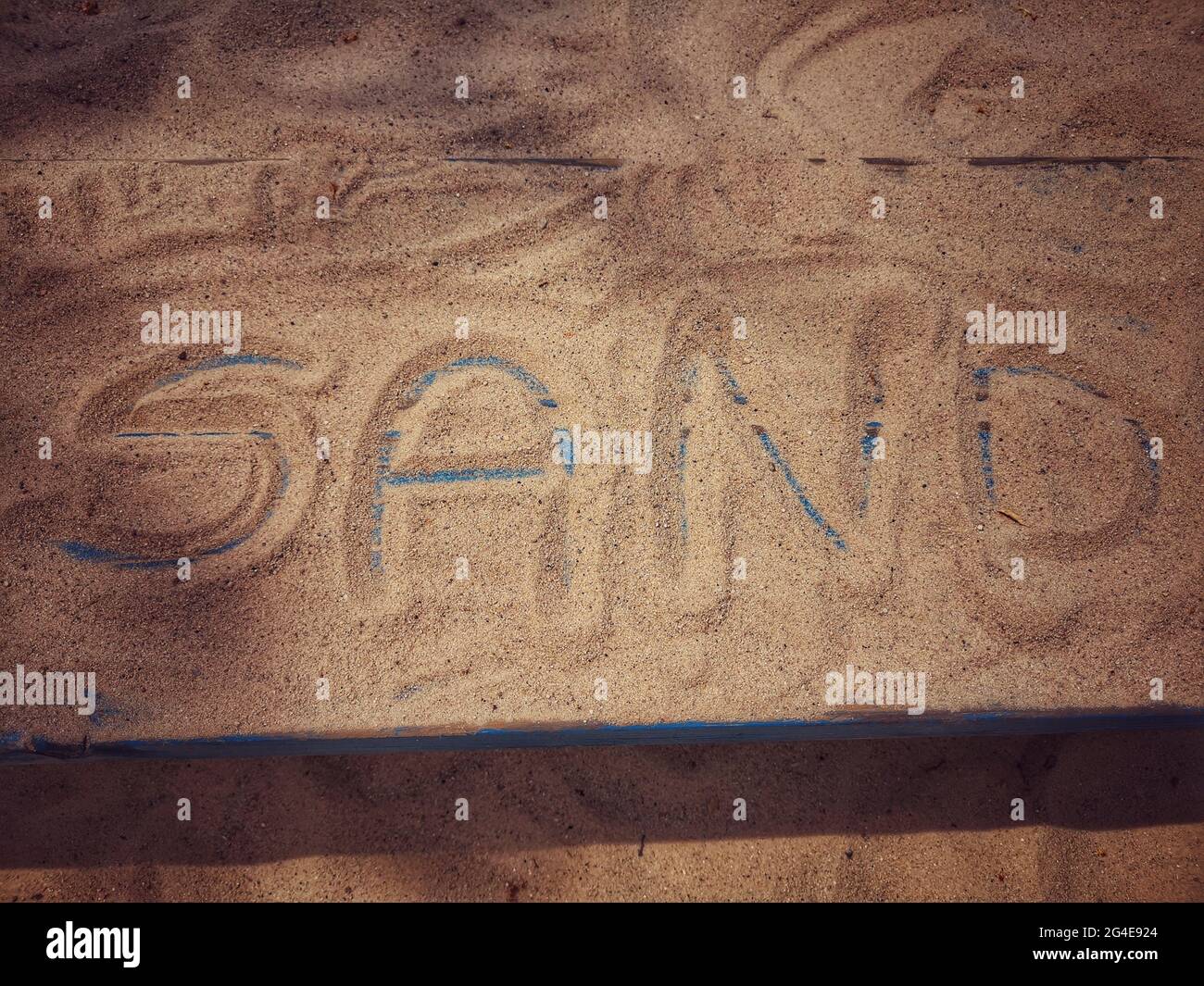 Paragraph Sand Letter written in beach hi-res stock photography and images - Alamy