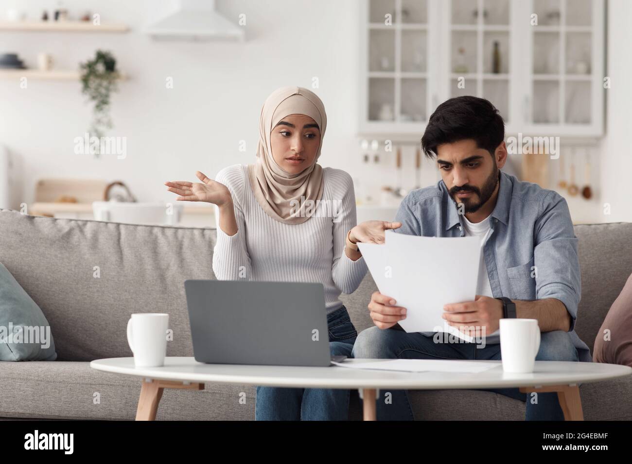 Continuing Financial Problems Financial difficulties hi-res stock photography and images - Alamy