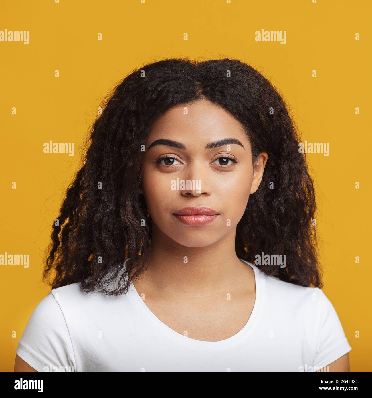 Natural beauty. Portrait of young african american woman with beautiful ...