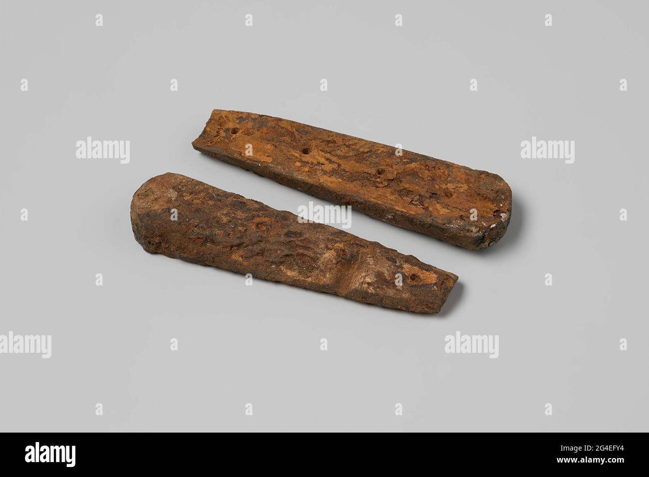 Knife lift from the wreck of the East India Hollandia. KnifeHandle