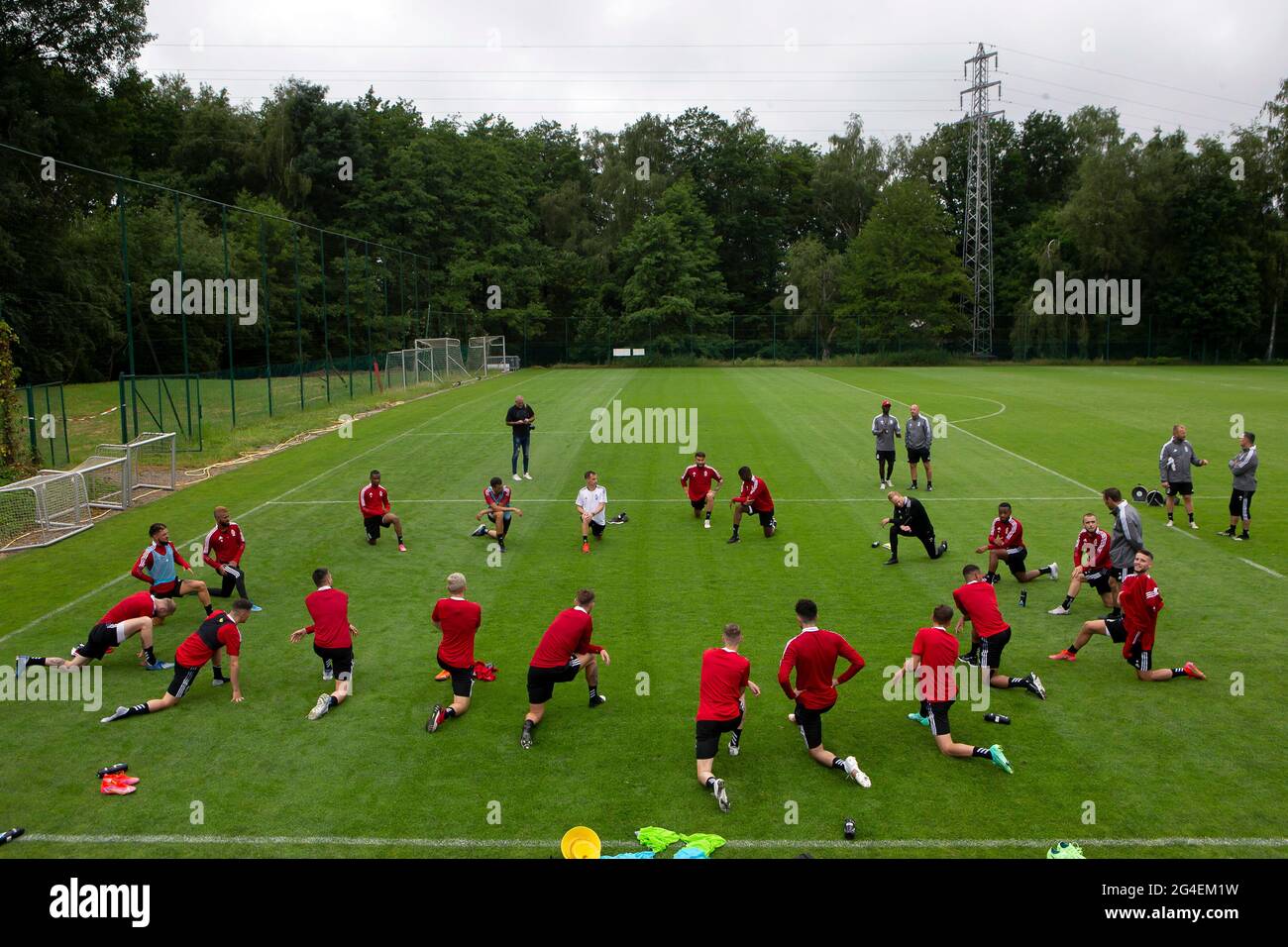 Standard players and staff pictured during the first training session for the new season 2021-2022 of Jupiler Pro League first division soccer team St Stock Photo