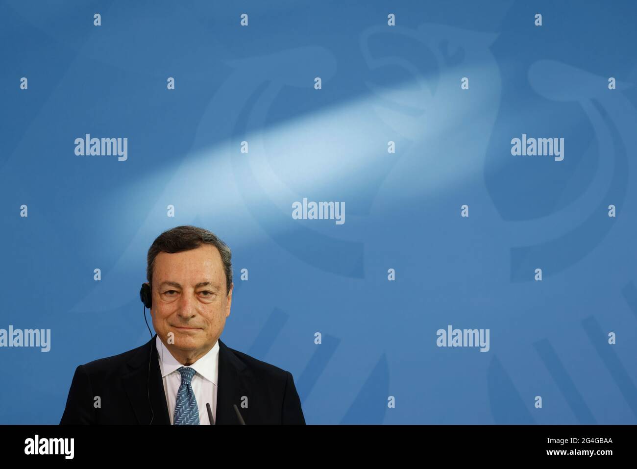 Berlin, Germany. 21st June, 2021. Mario Draghi, Prime Minister of Italy, holds a joint press conference with Chancellor Merkel at the Federal Chancellery. Draghi is in Berlin for his inaugural visit. Credit: Odd Andersen/AFP-Pool/dpa/Alamy Live News Stock Photo