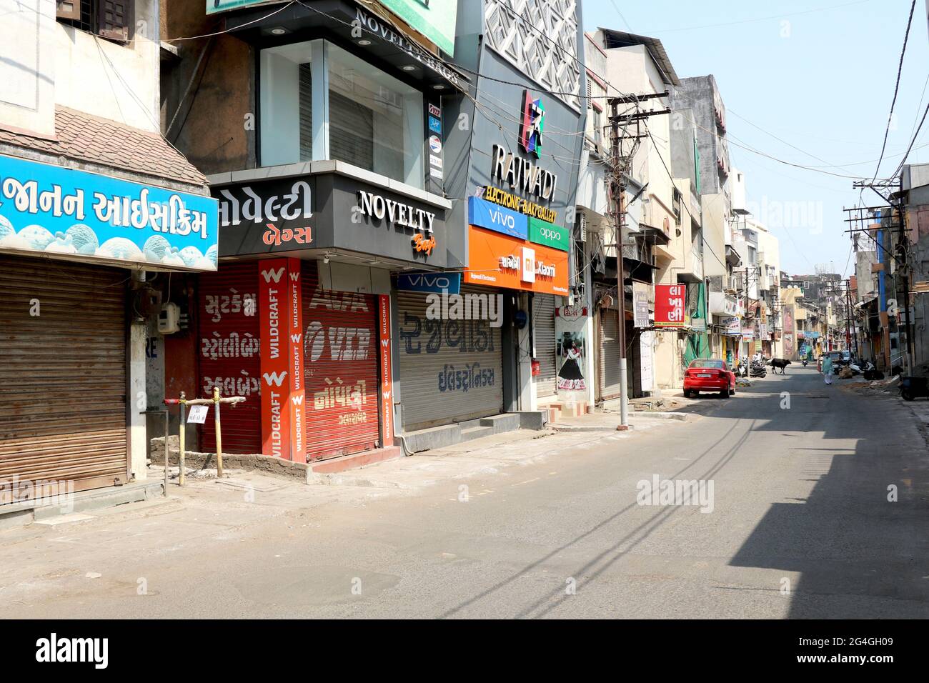 VALSAD, INDIA - Apr 03, 2020: lock down in India during covid -19 ...