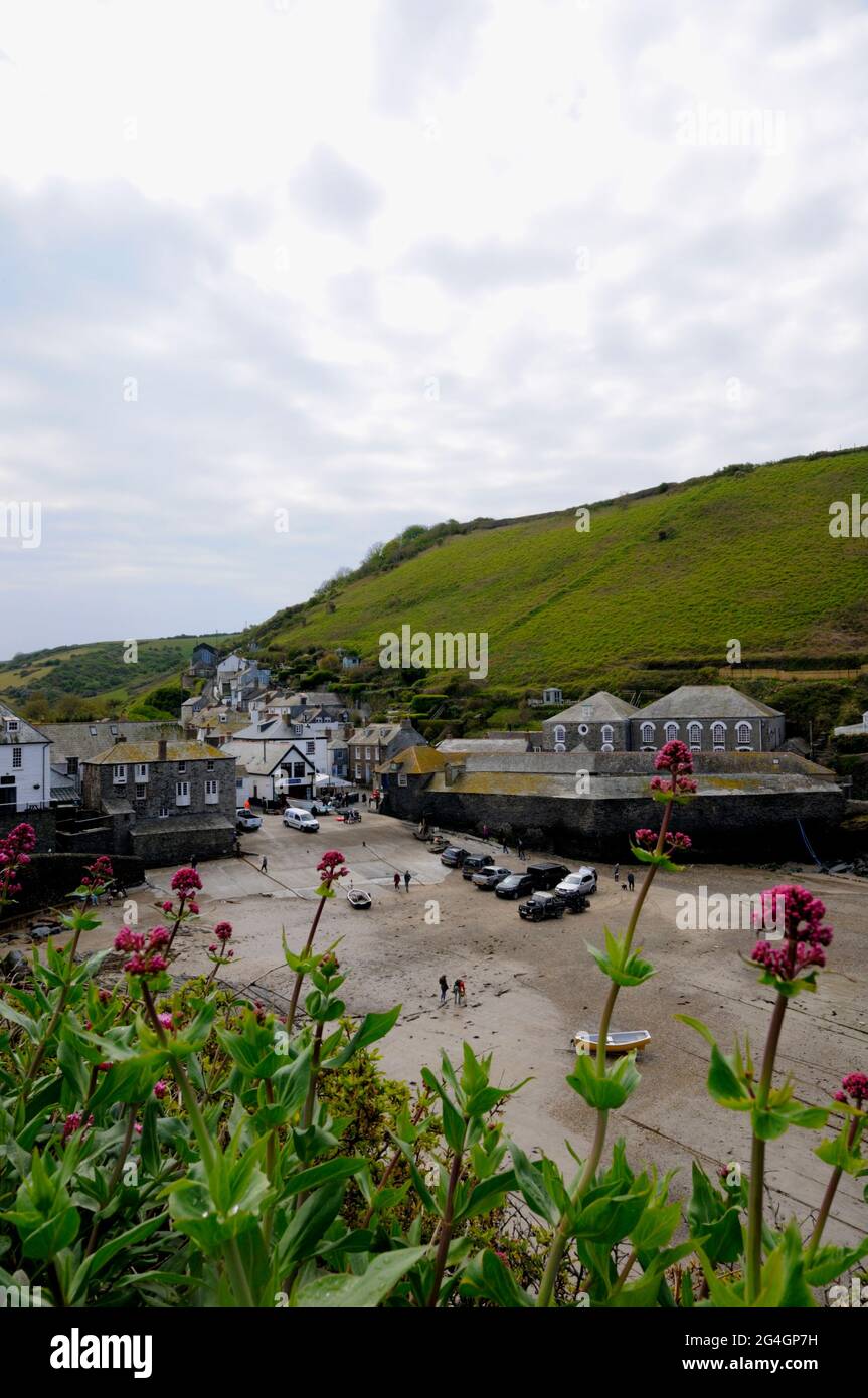 Port Isaac Harbour in North Cornwall Stock Photo Alamy