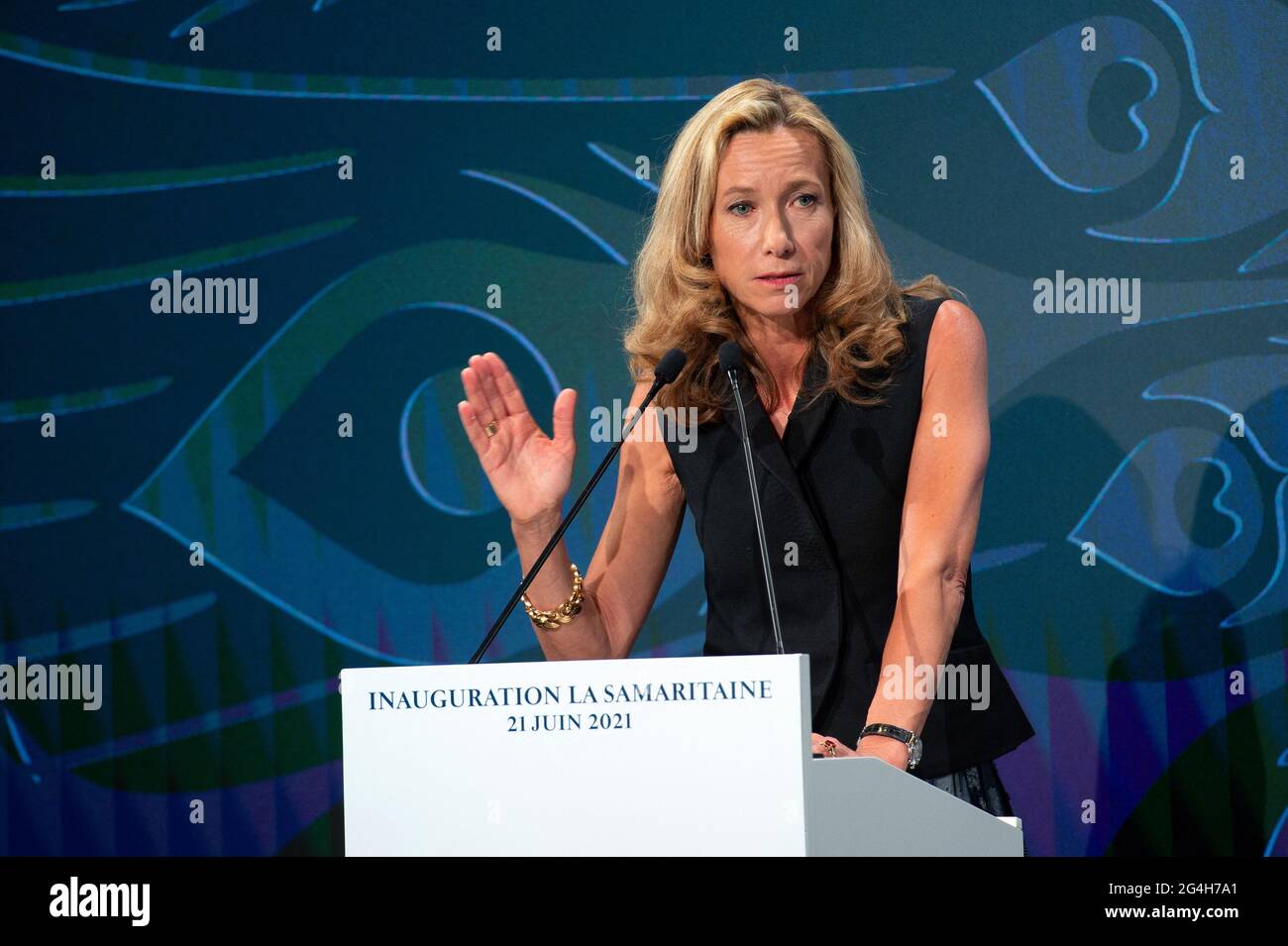 Eleonore de Boysson attending the Samariaine Press Conference at the