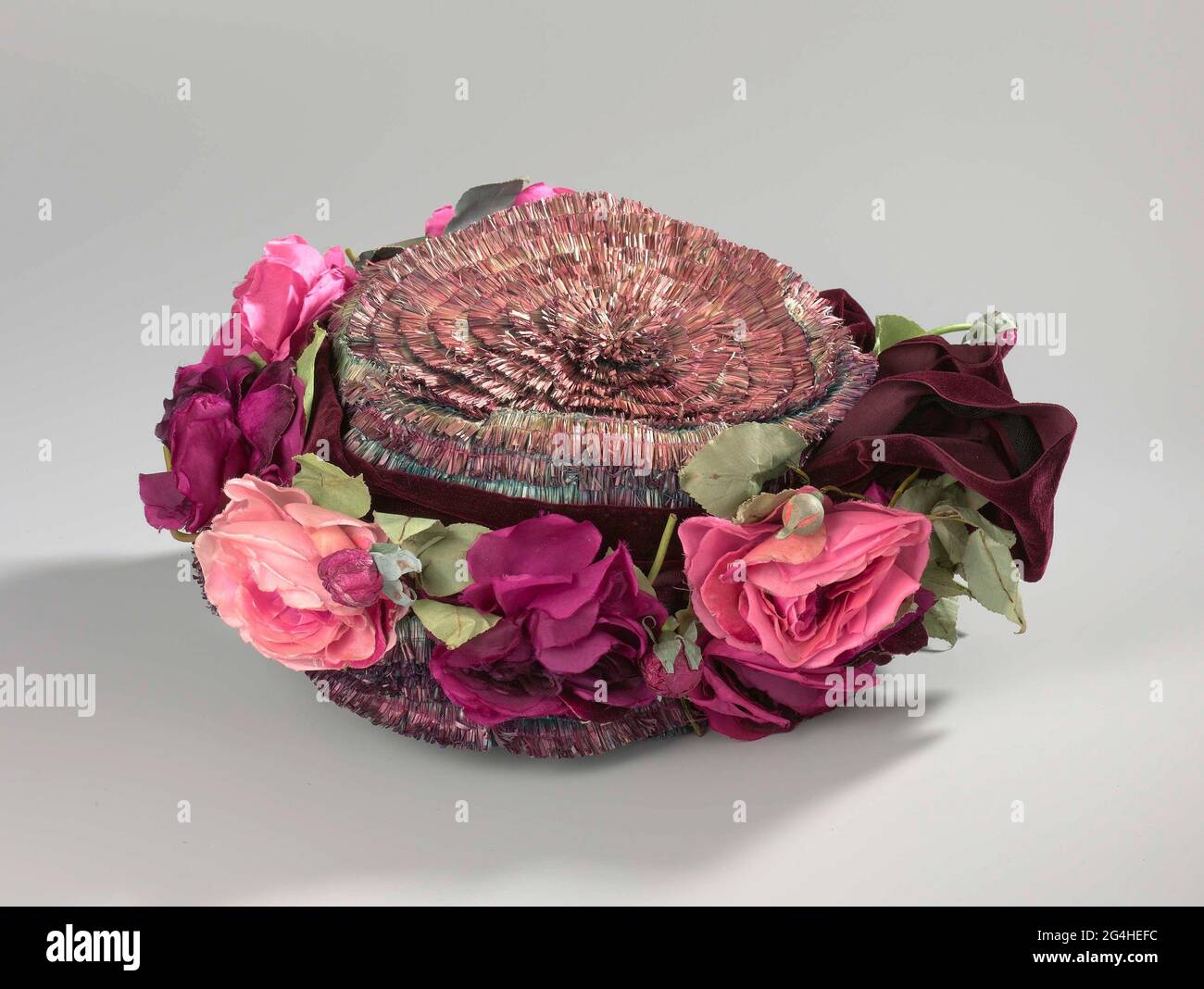 . This hat was worn by Mrs H.M.A.F. Six van HillegomBosch Reitz, who