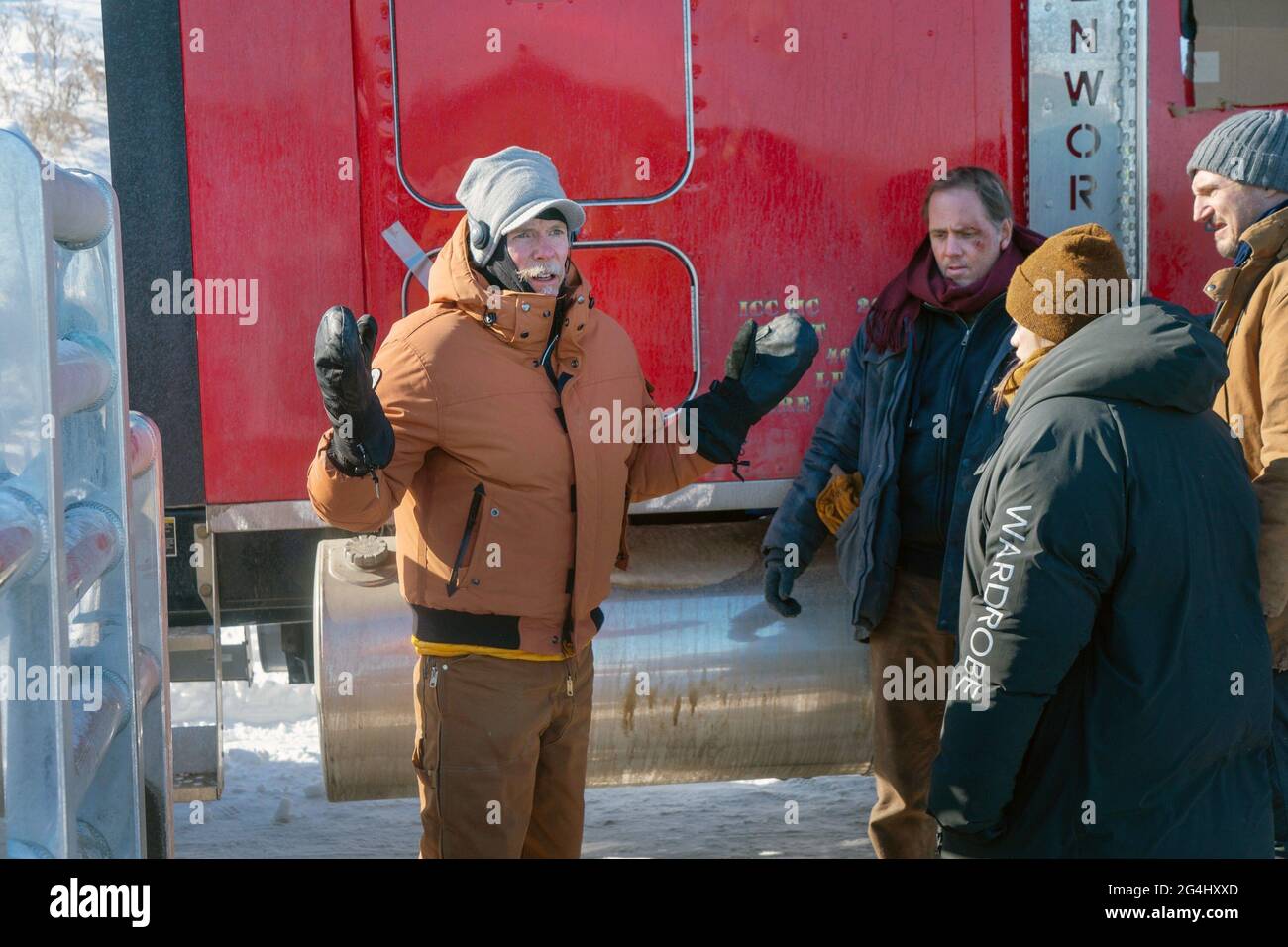 THE ICE ROAD, from left: director Jonathan Hensleigh, Marcus Thomas ...