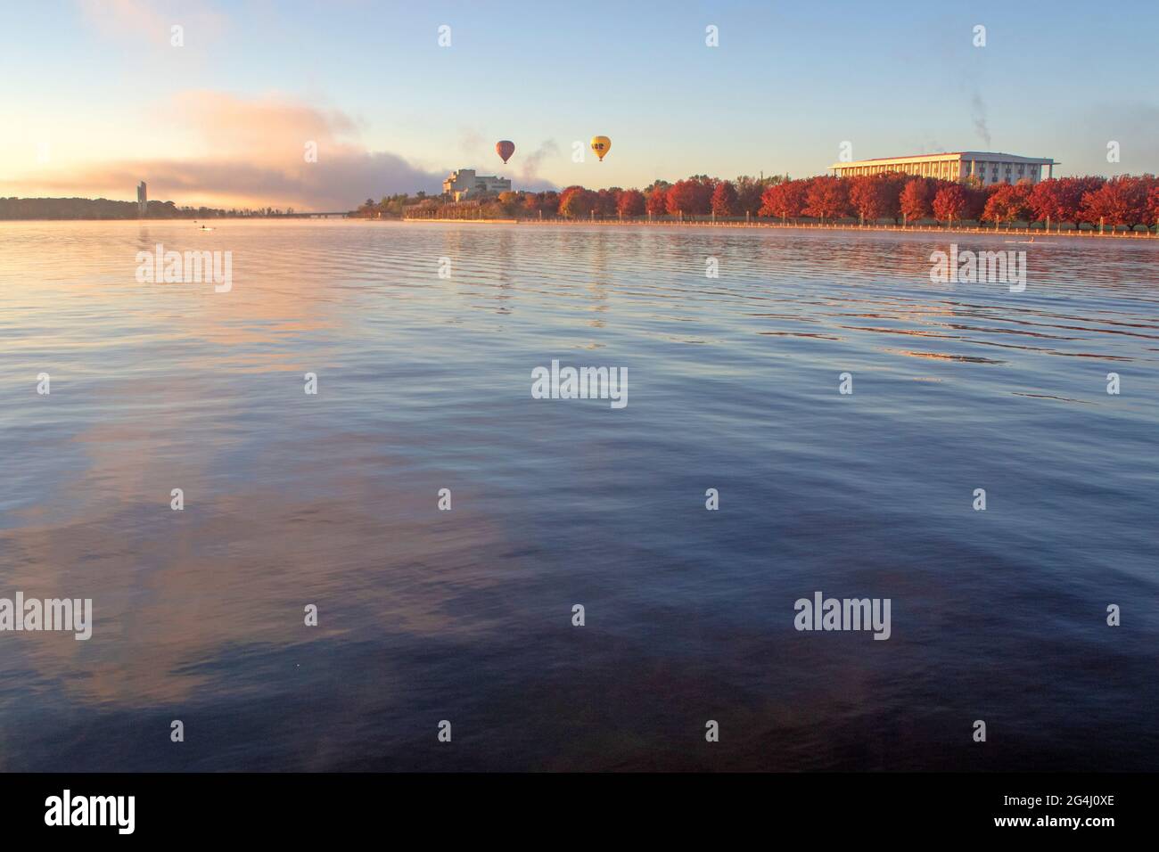 Lake Burley Griffin and National Library of Australia Stock Photo - Alamy